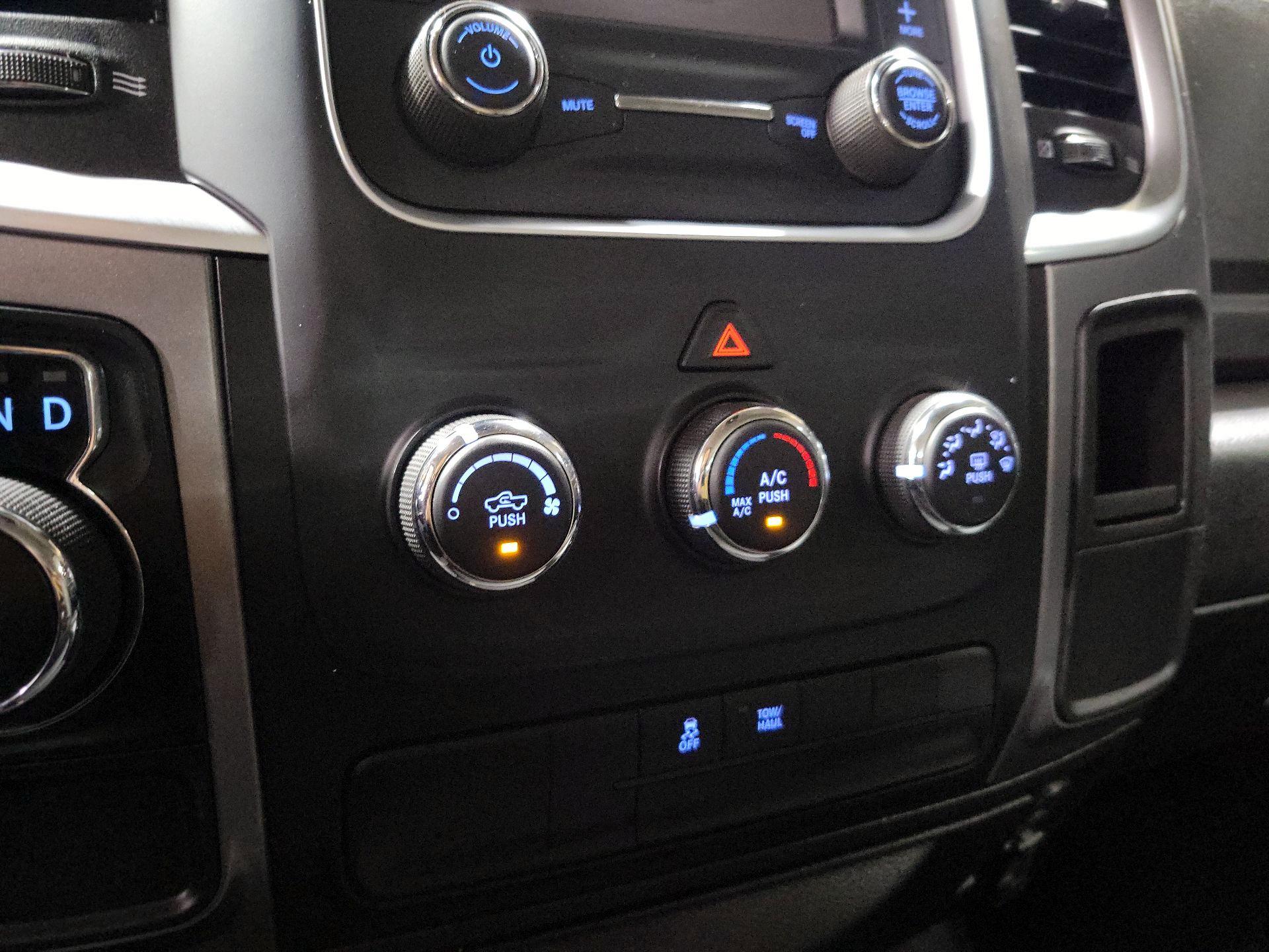 Thumbnail: 2024 RAM 1500 Classic - 16