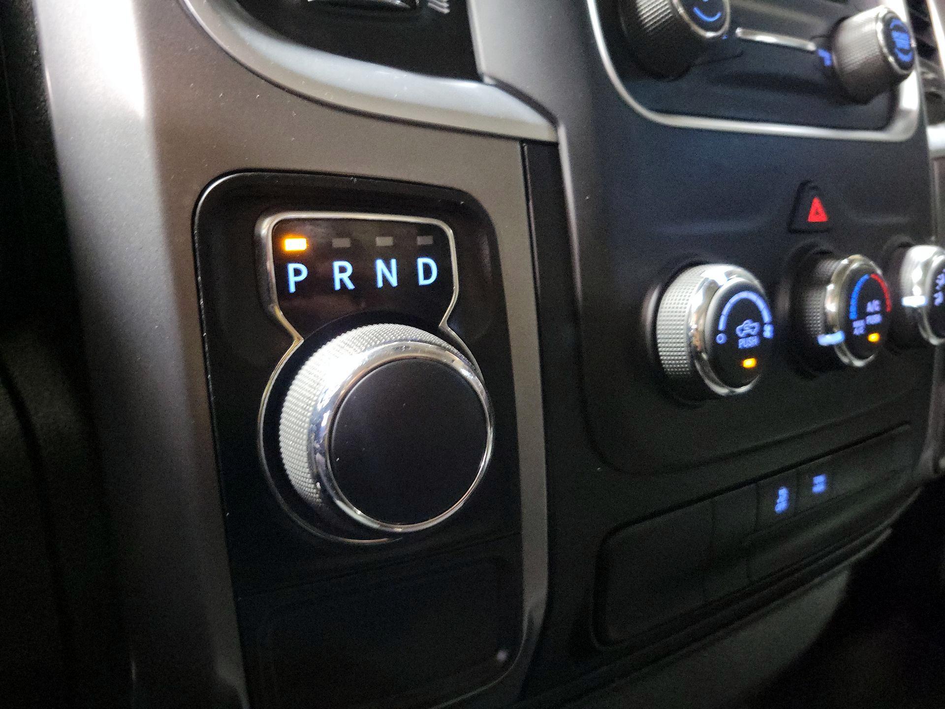 Thumbnail: 2024 RAM 1500 Classic - 17