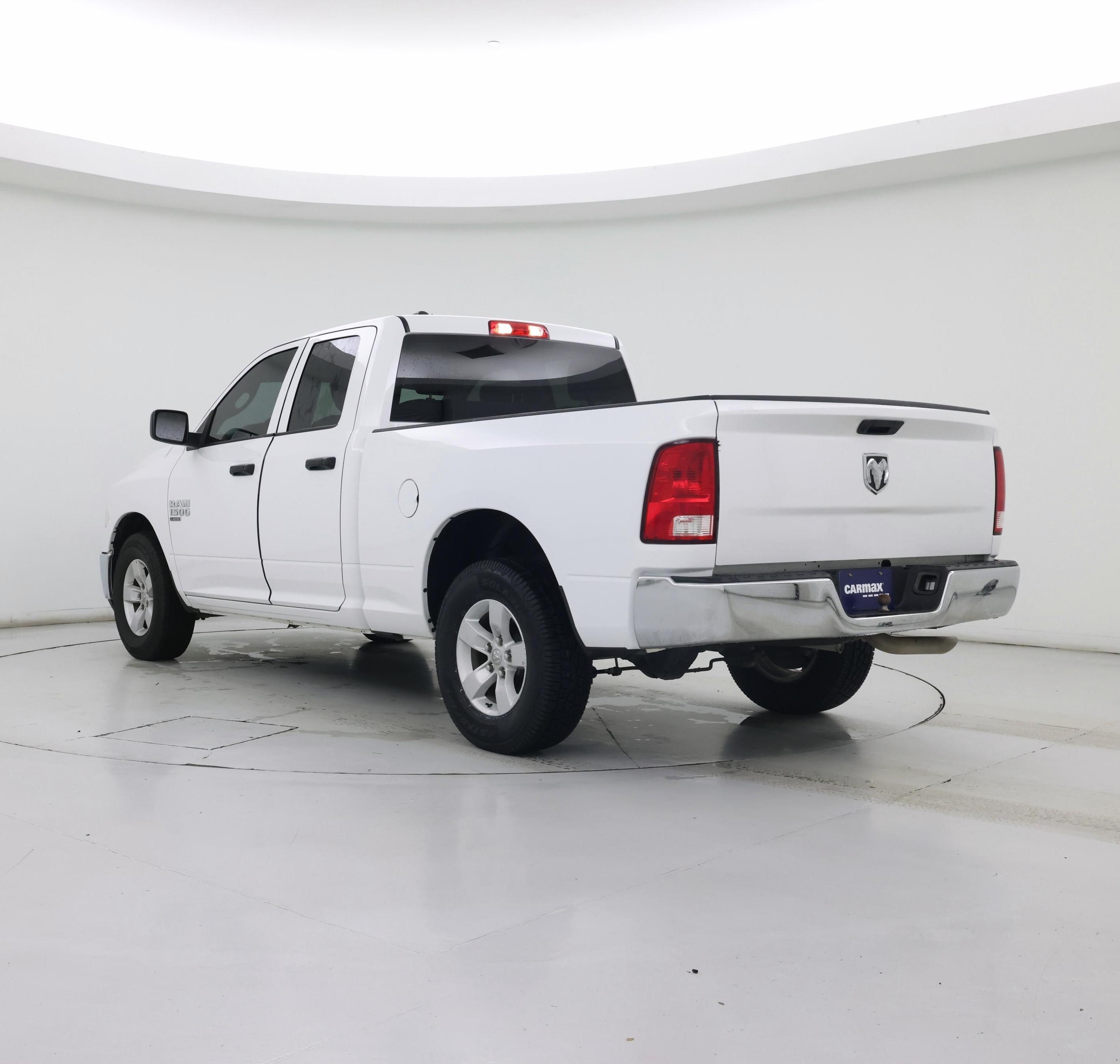 Thumbnail: 2024 RAM 1500 Classic - 2