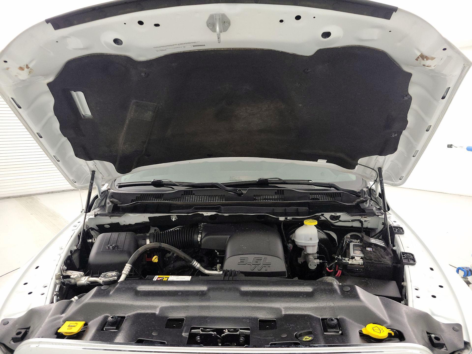 Thumbnail: 2024 RAM 1500 Classic - 20