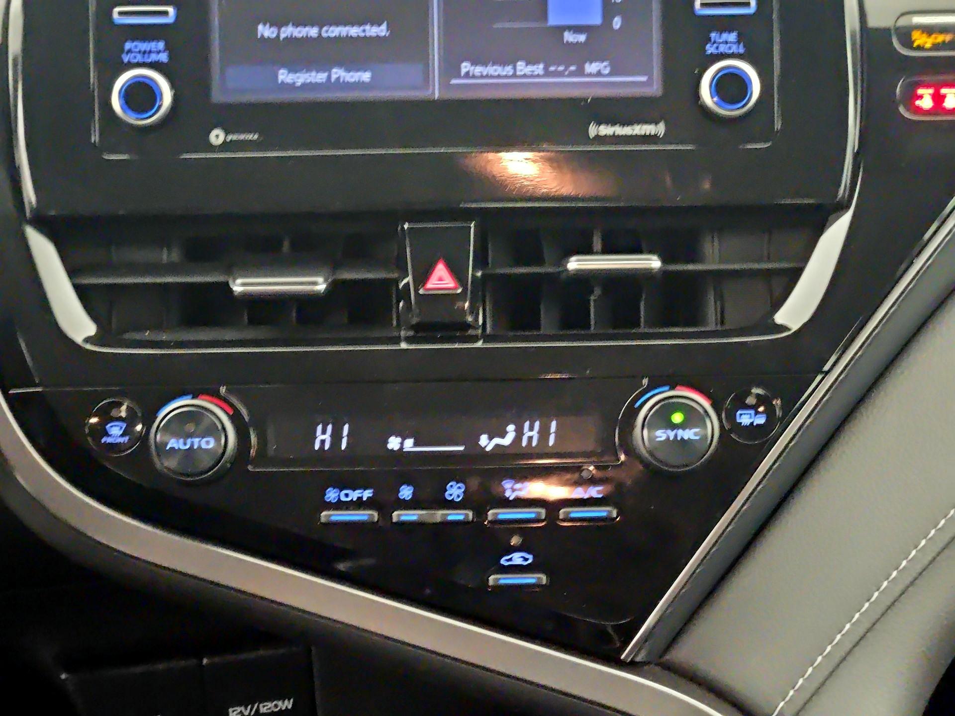 Thumbnail: 2024 Toyota Camry - 16