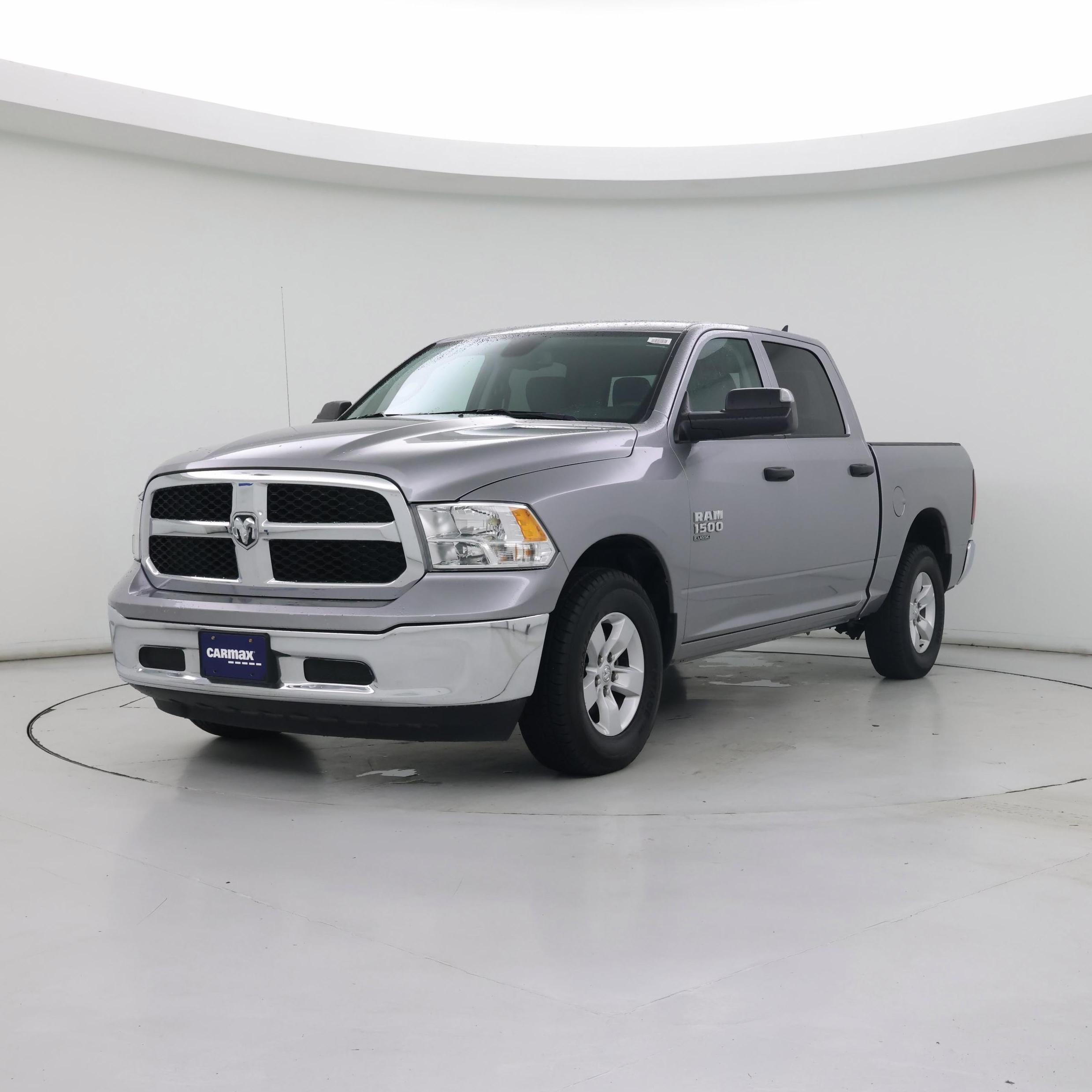 Thumbnail: 2023 RAM 1500 Classic - 4