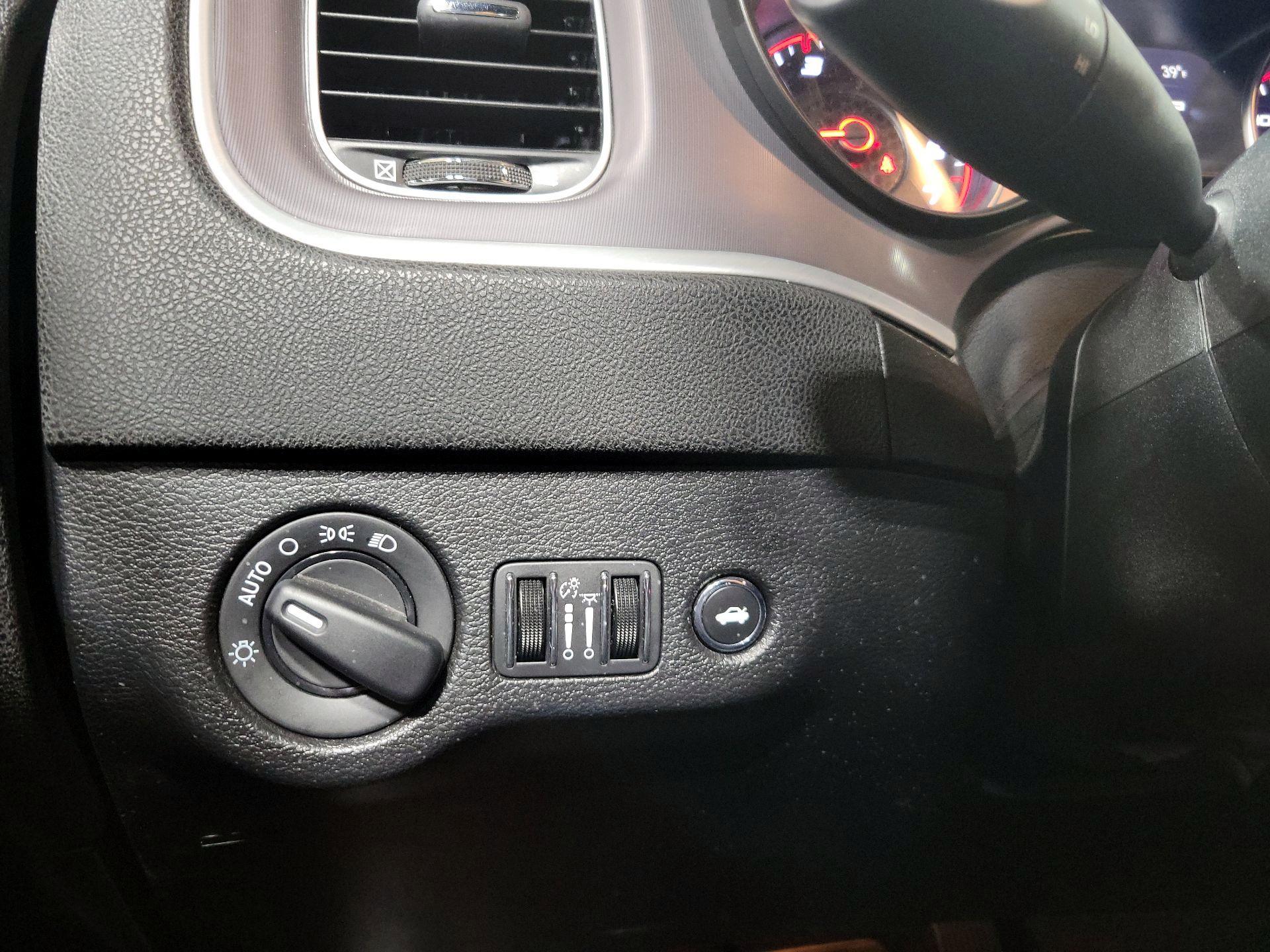 Thumbnail: 2022 Dodge Charger - 13