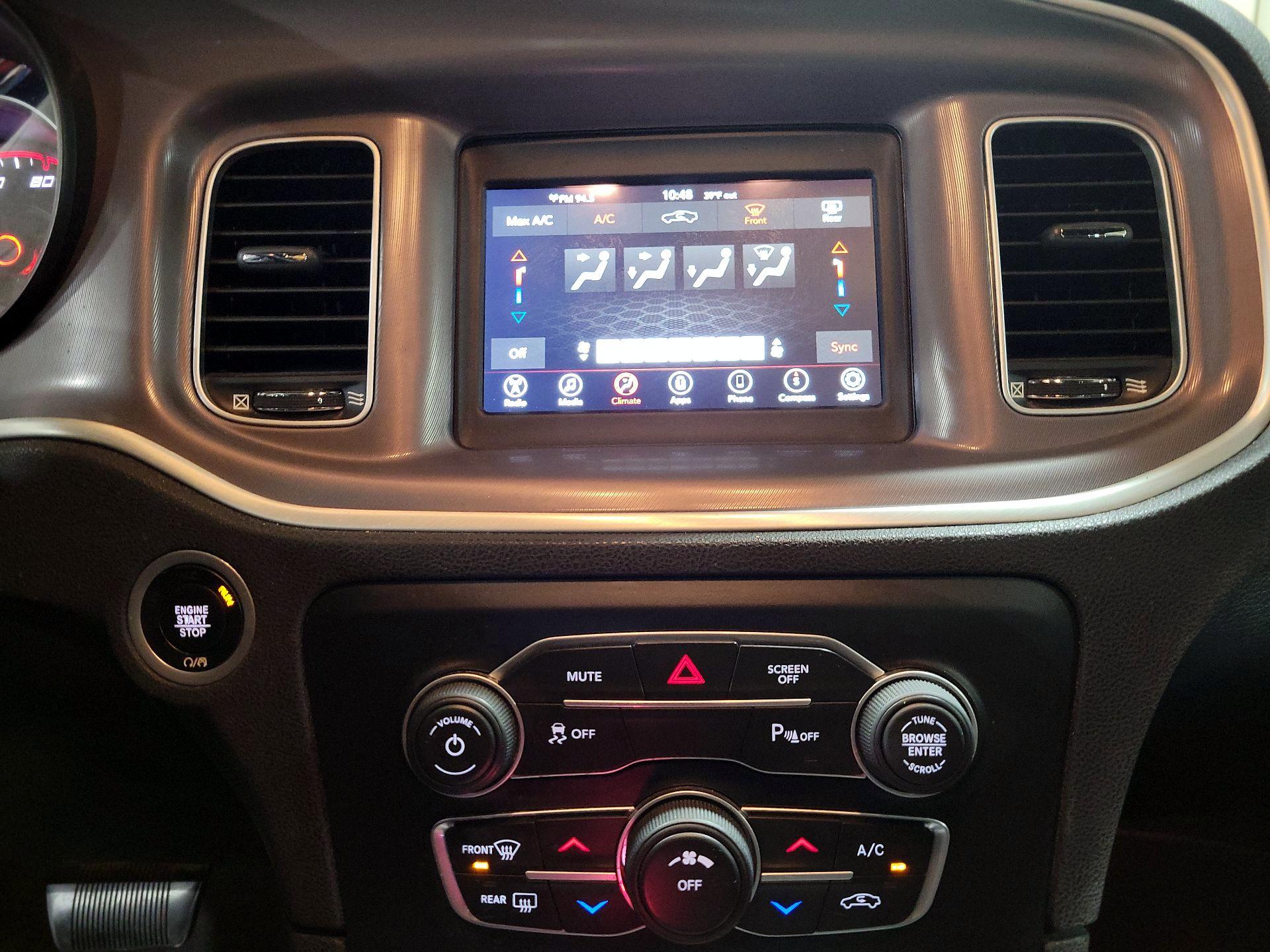 Thumbnail: 2022 Dodge Charger - 16