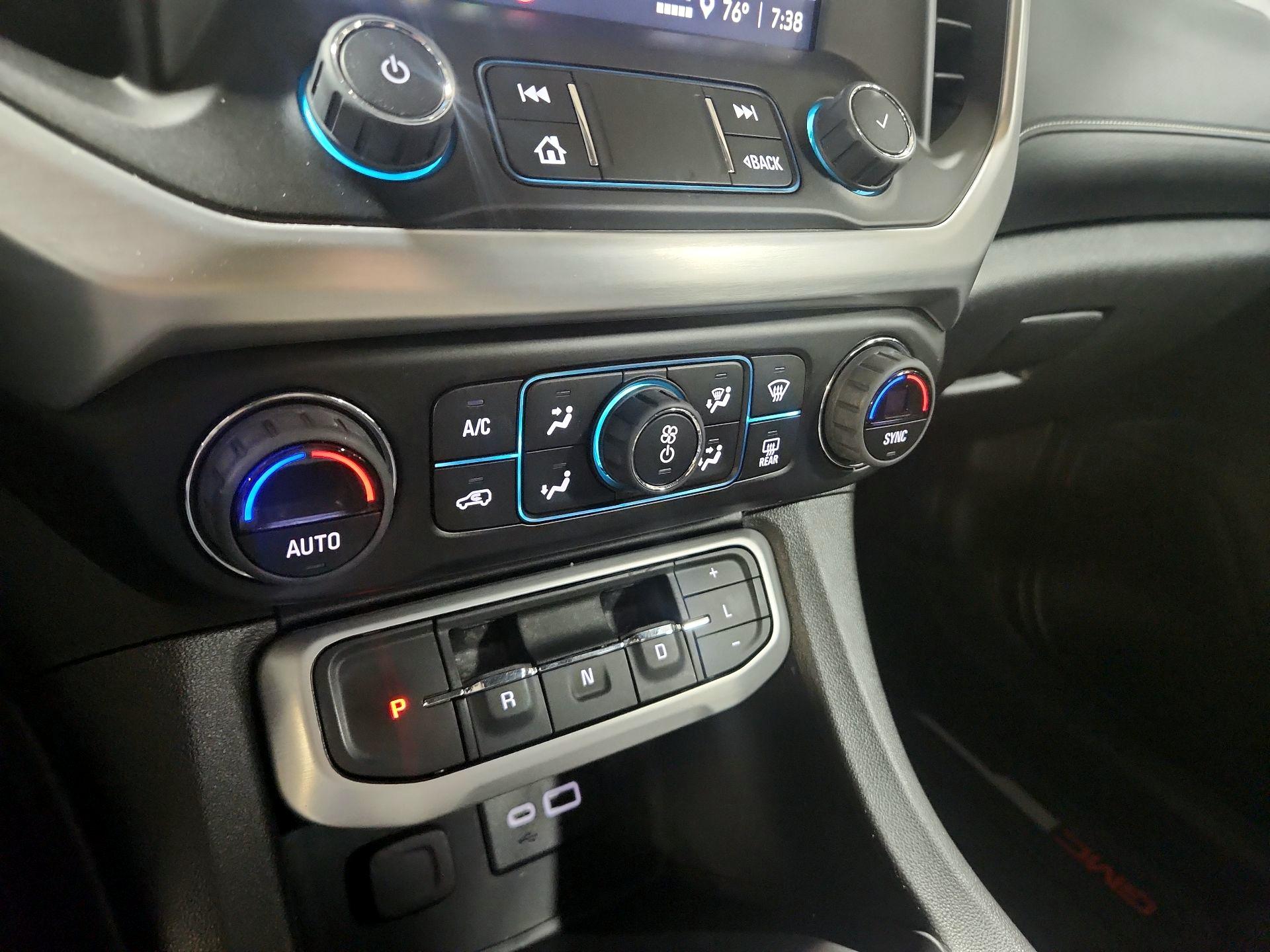 Thumbnail: 2023 GMC Acadia - 14