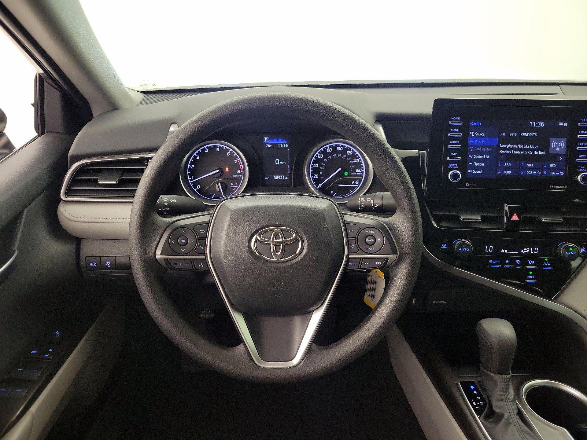 Thumbnail: 2023 Toyota Camry - 10