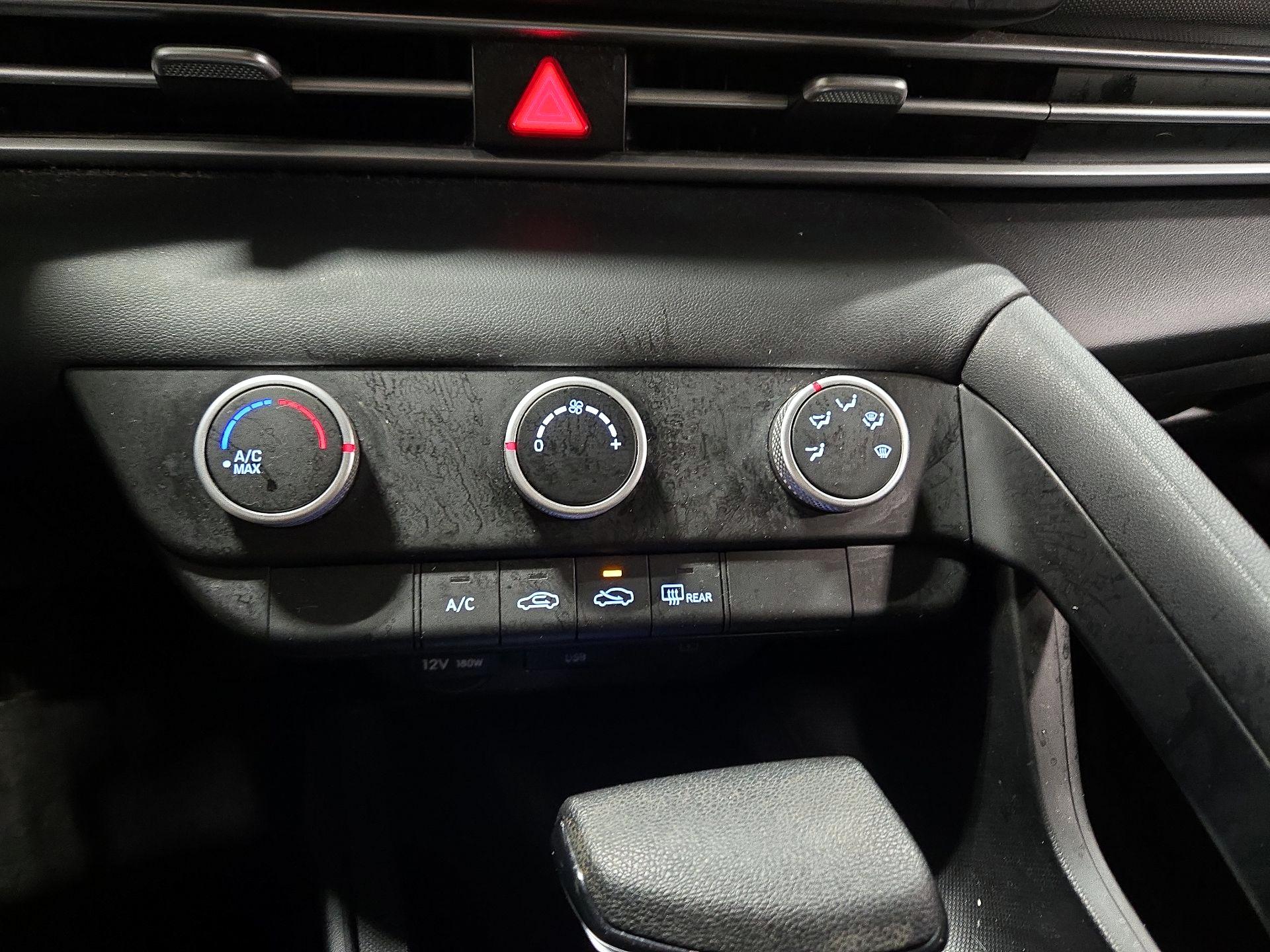 Thumbnail: 2024 Hyundai Elantra - 15