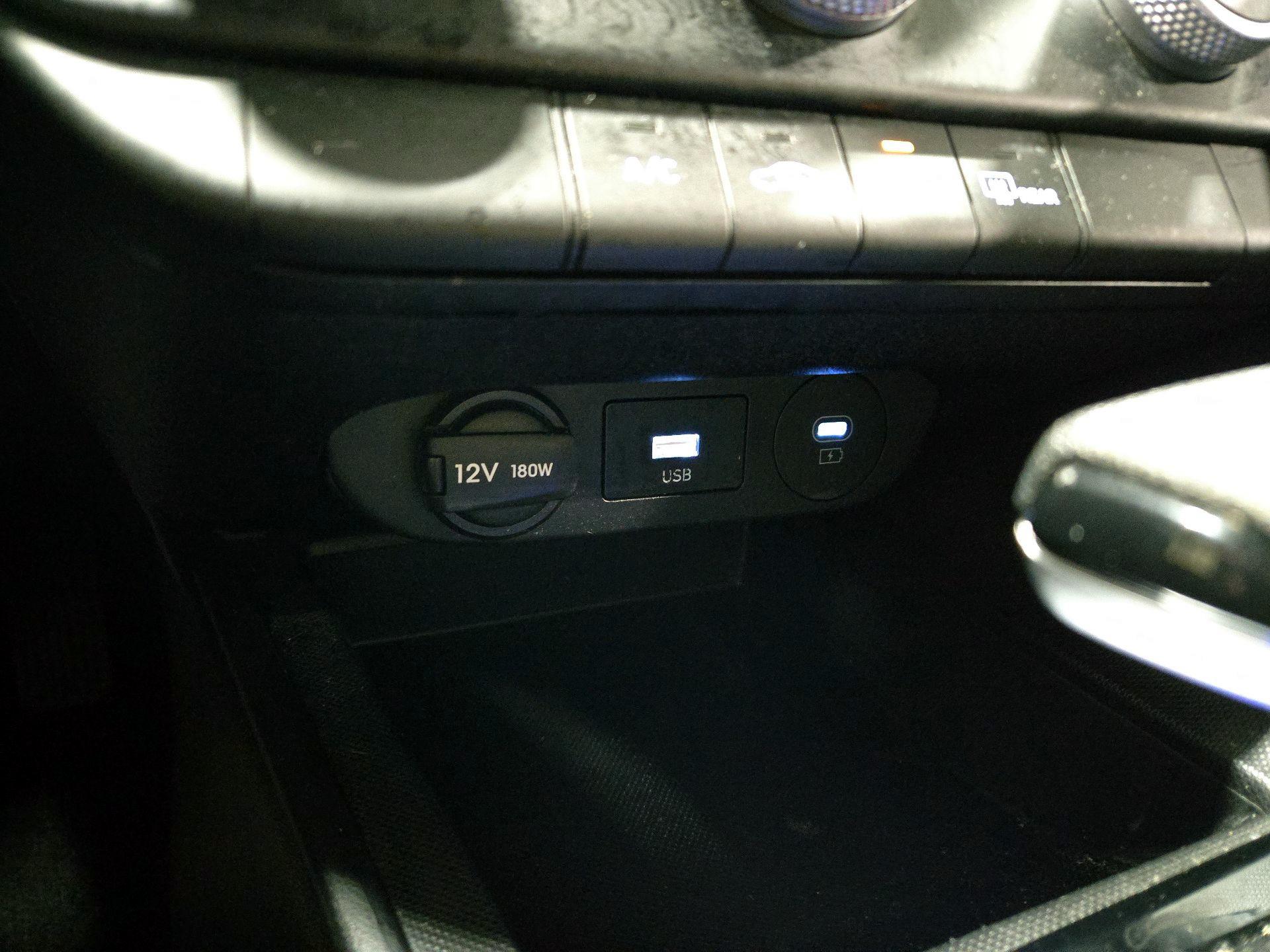 Thumbnail: 2024 Hyundai Elantra - 17