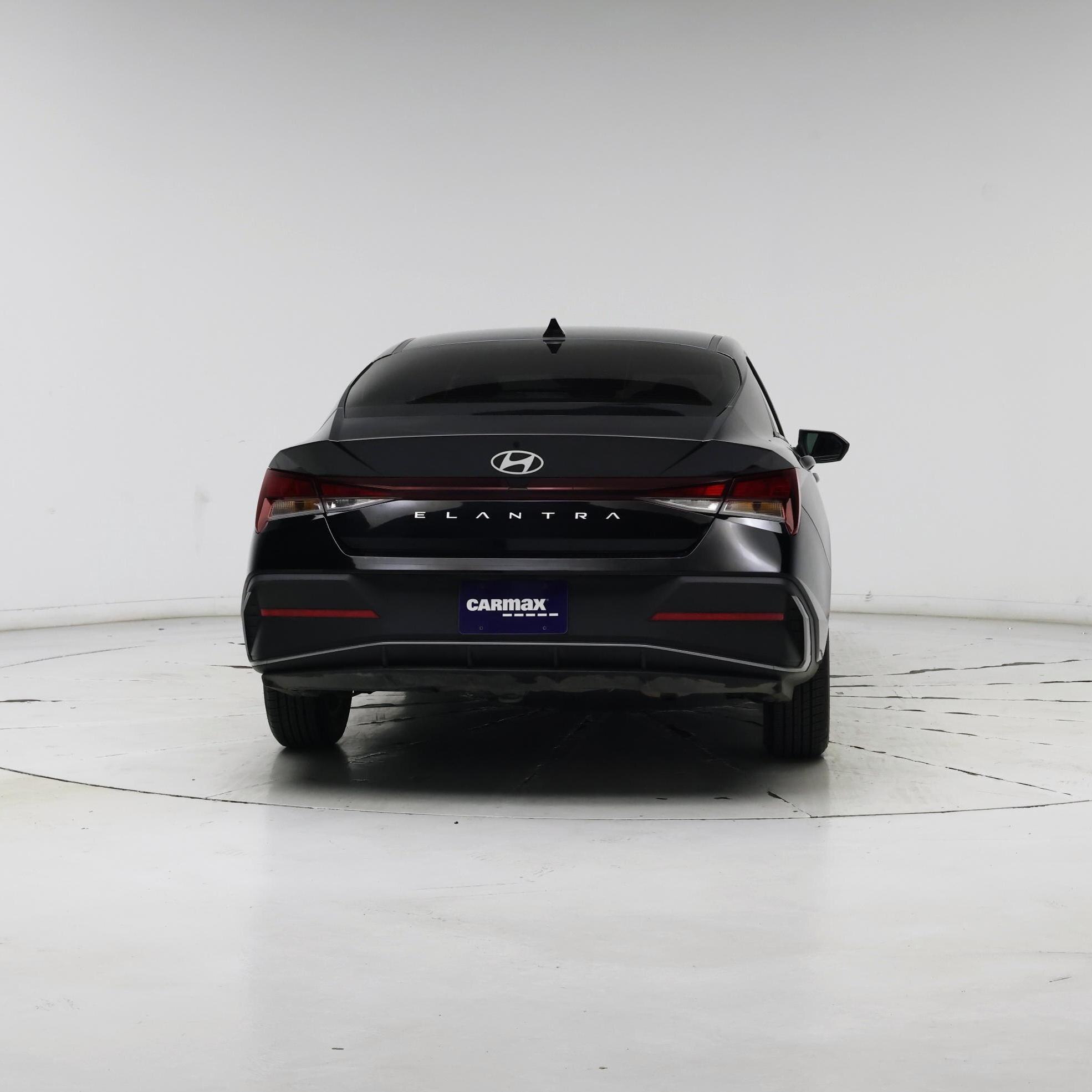 Thumbnail: 2024 Hyundai Elantra - 6