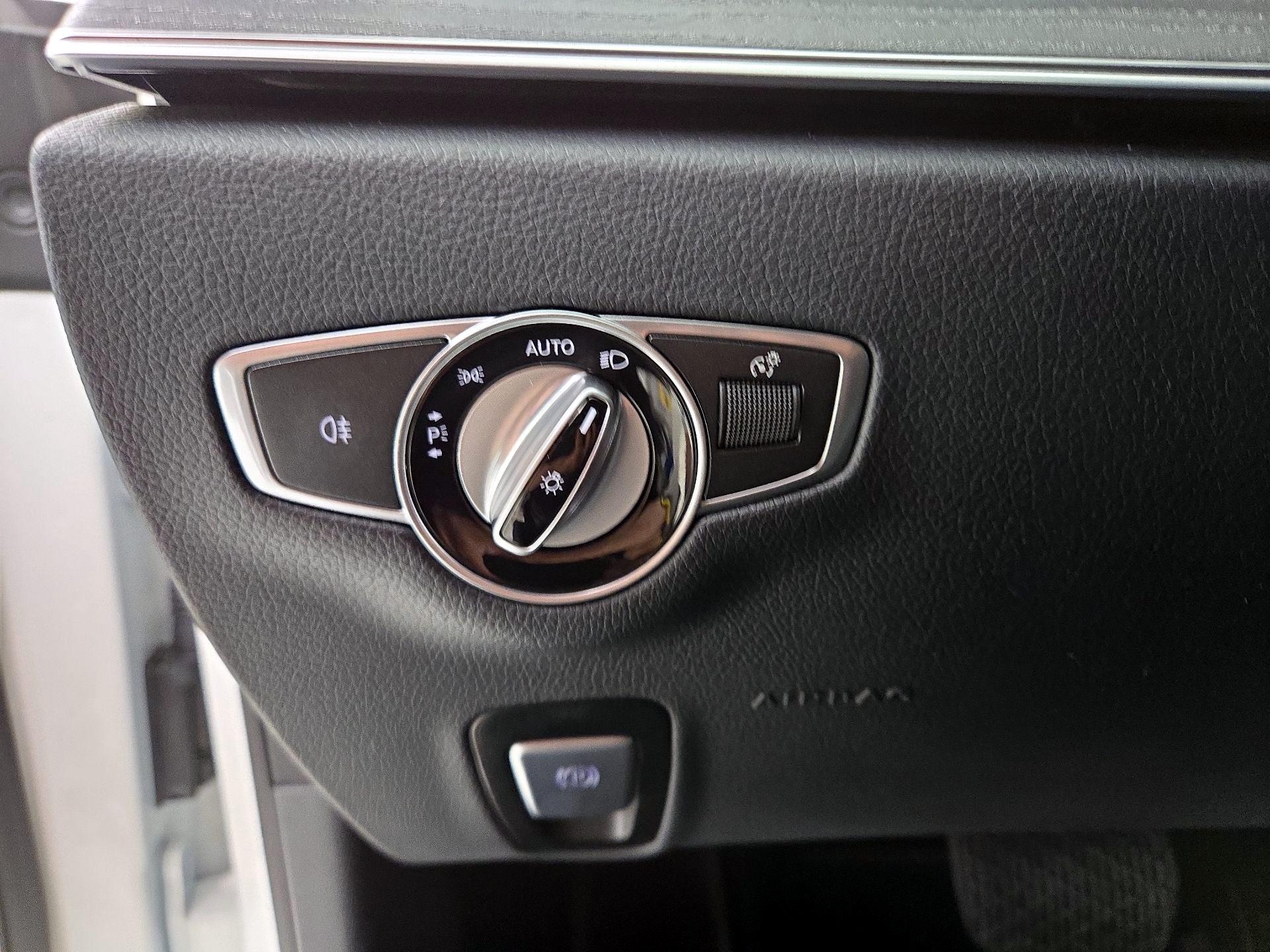 Thumbnail: 2021 Mercedes-Benz CLS - 13