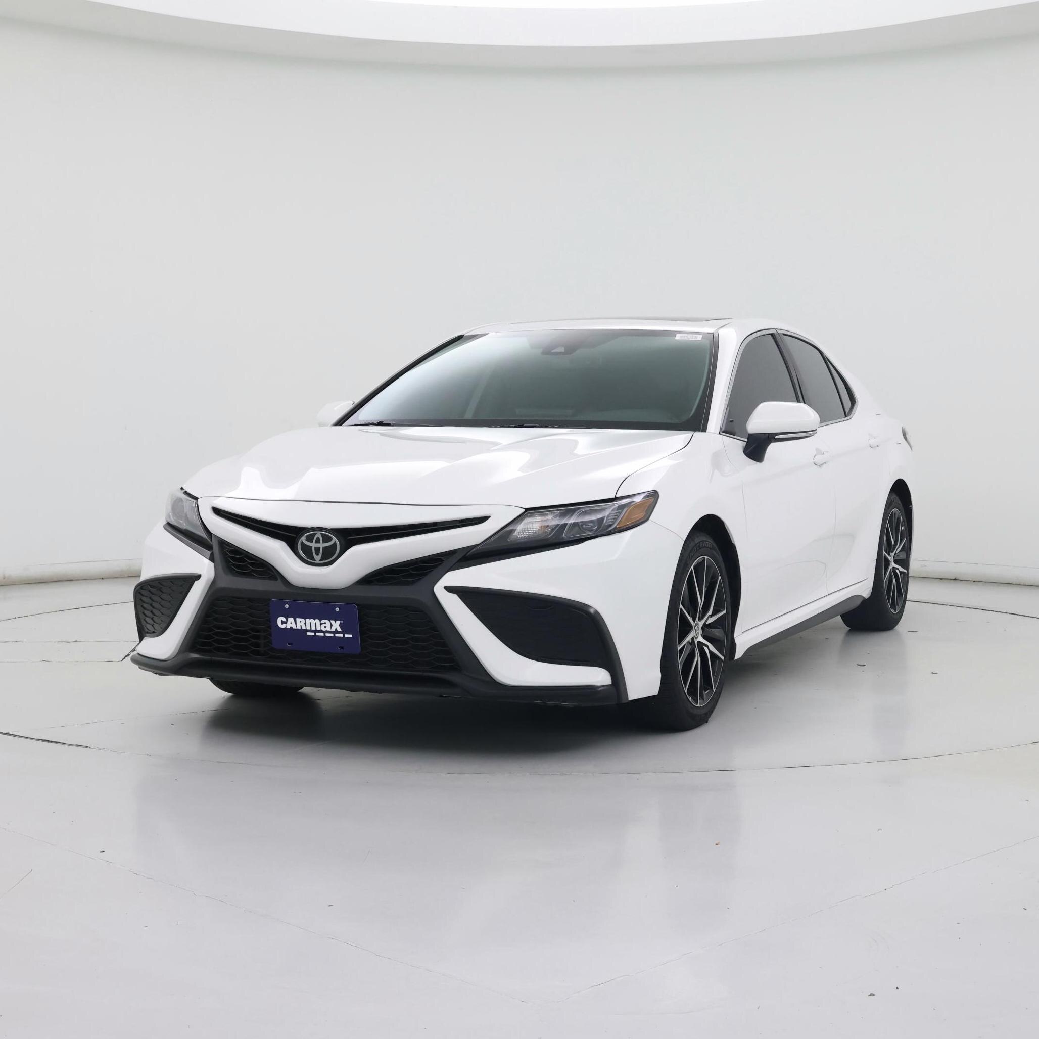 Thumbnail: 2023 Toyota Camry - 4