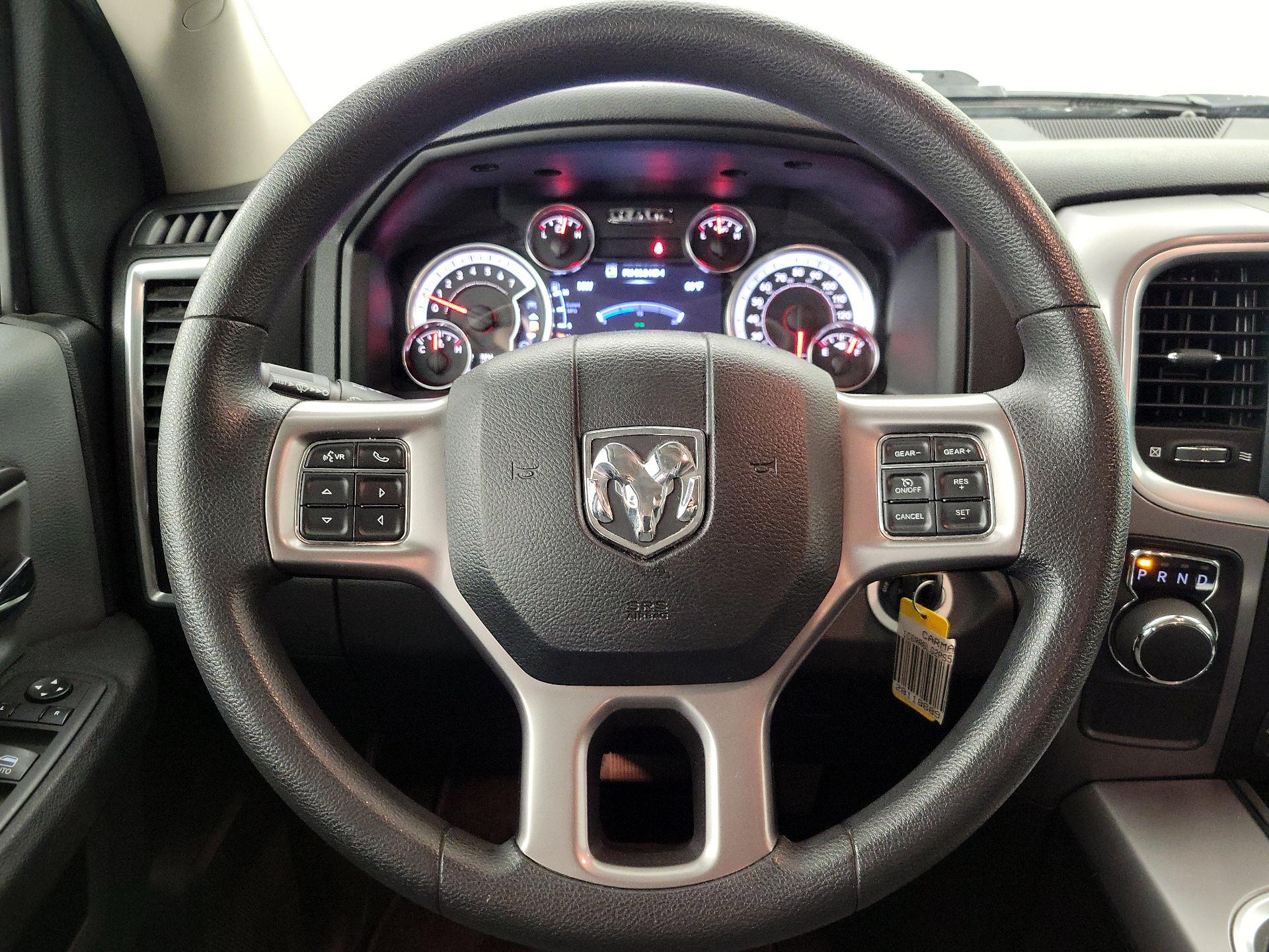 Thumbnail: 2023 RAM 1500 Classic - 10