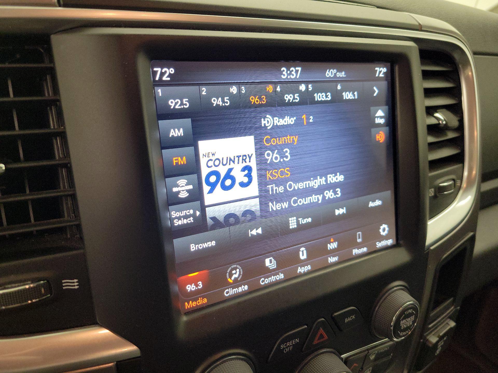 Thumbnail: 2023 RAM 1500 Classic - 16