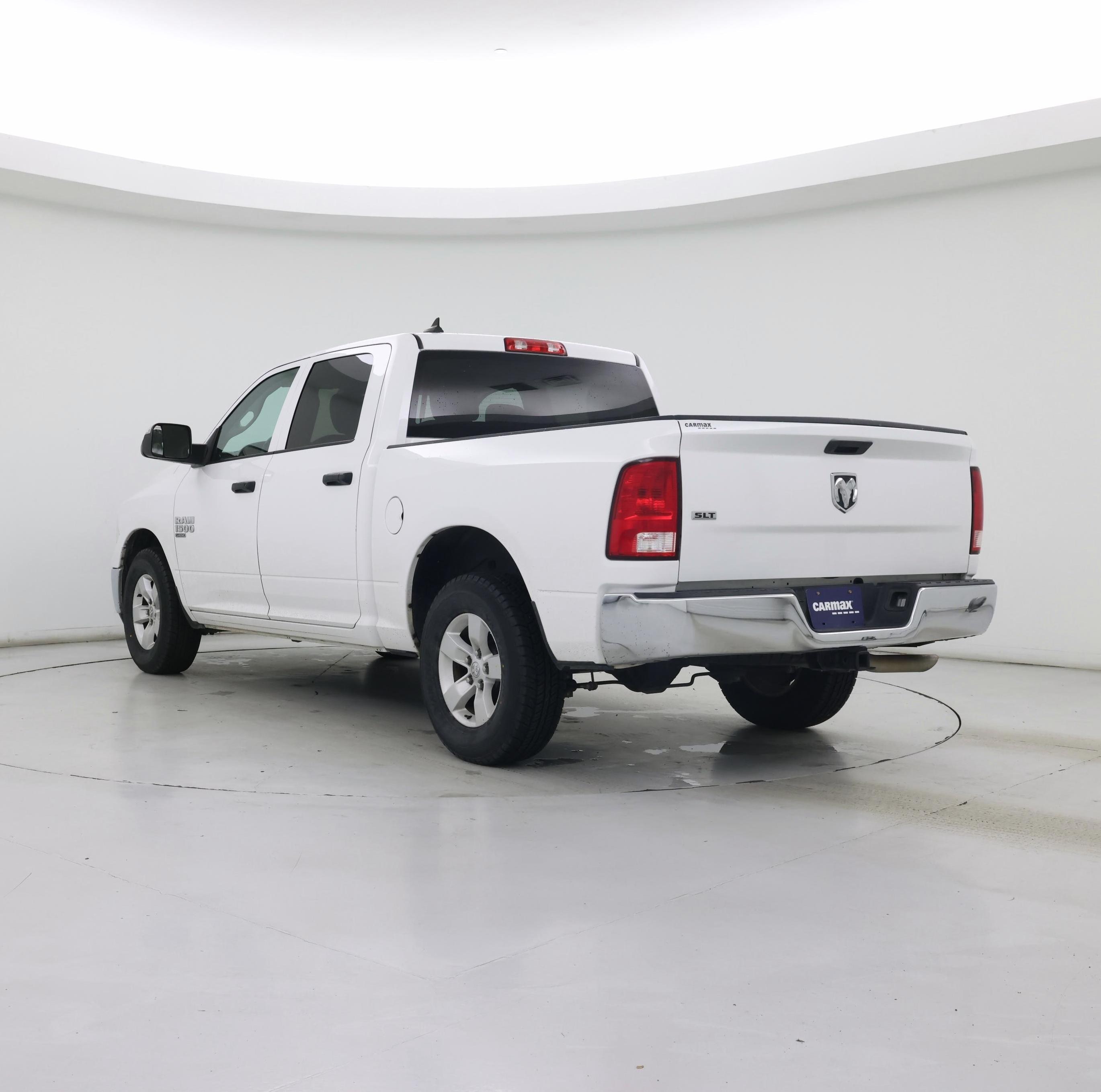 Thumbnail: 2023 RAM 1500 Classic - 2