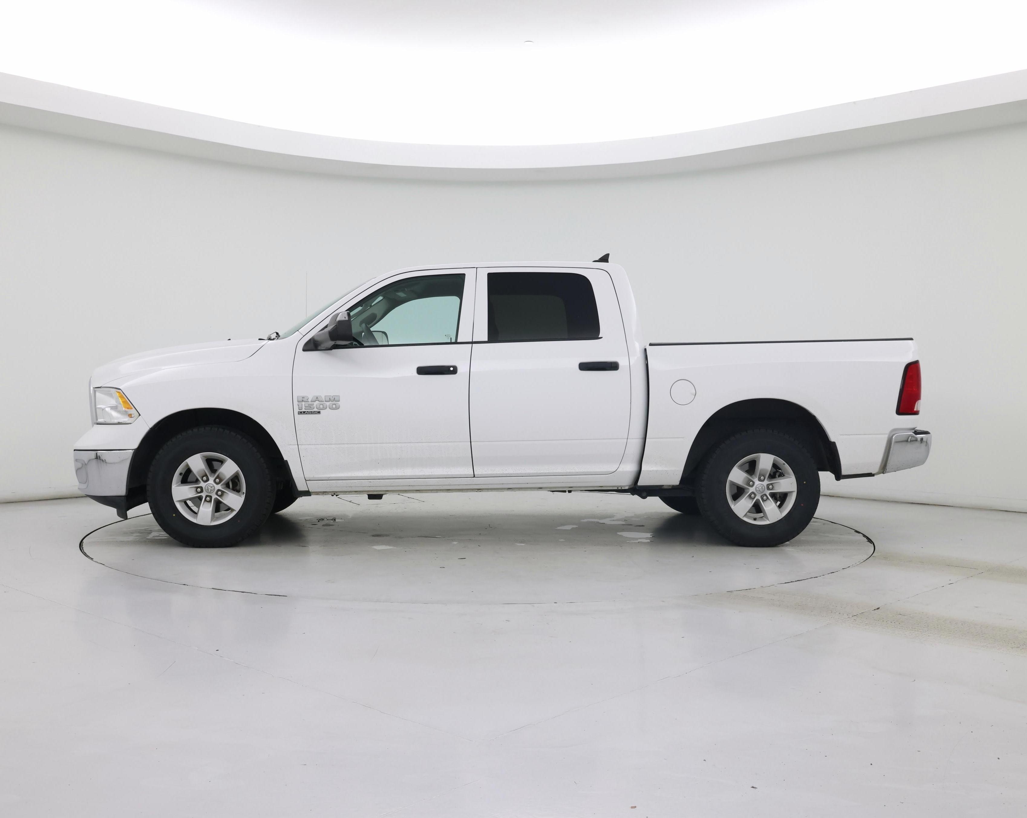 Thumbnail: 2023 RAM 1500 Classic - 3