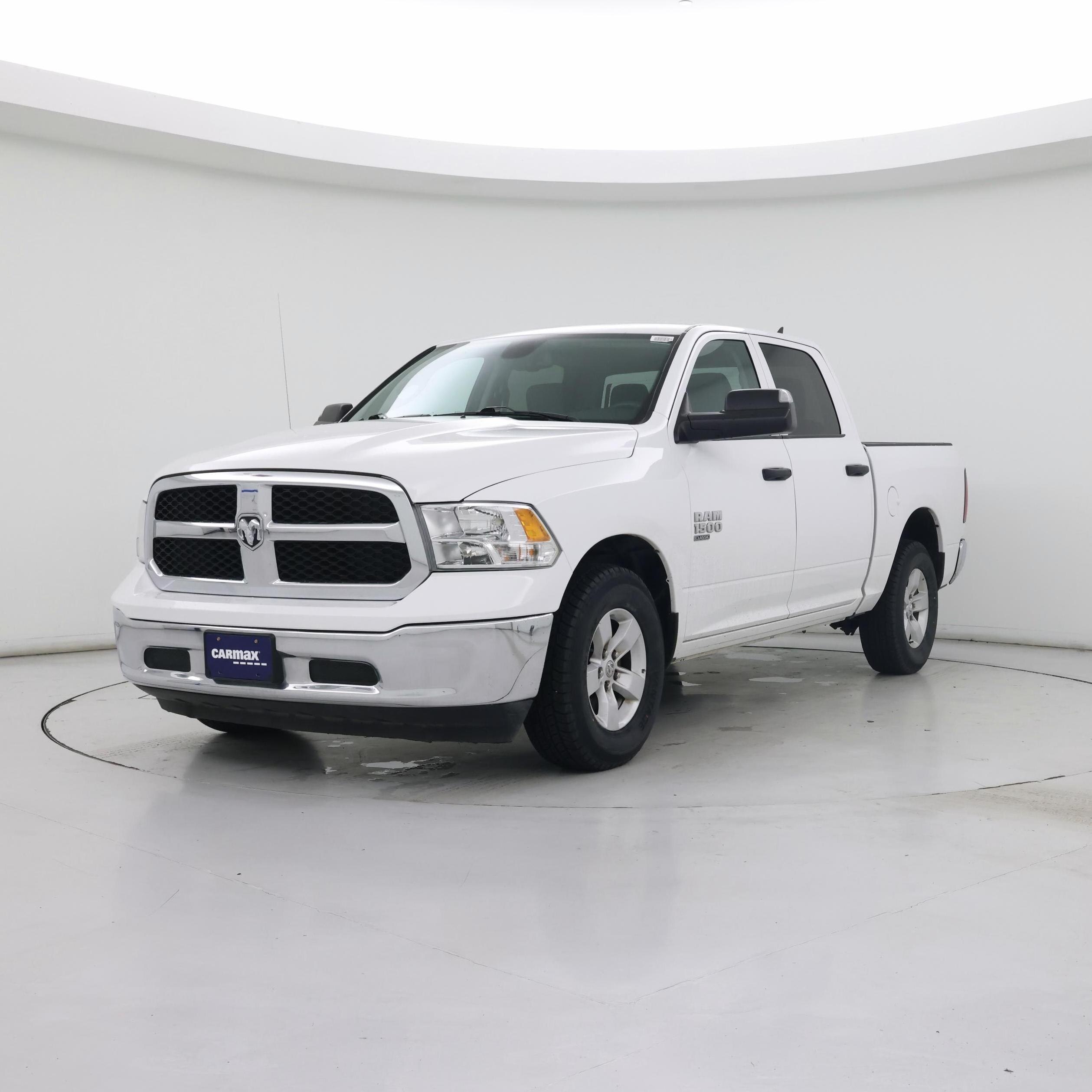 Thumbnail: 2023 RAM 1500 Classic - 4