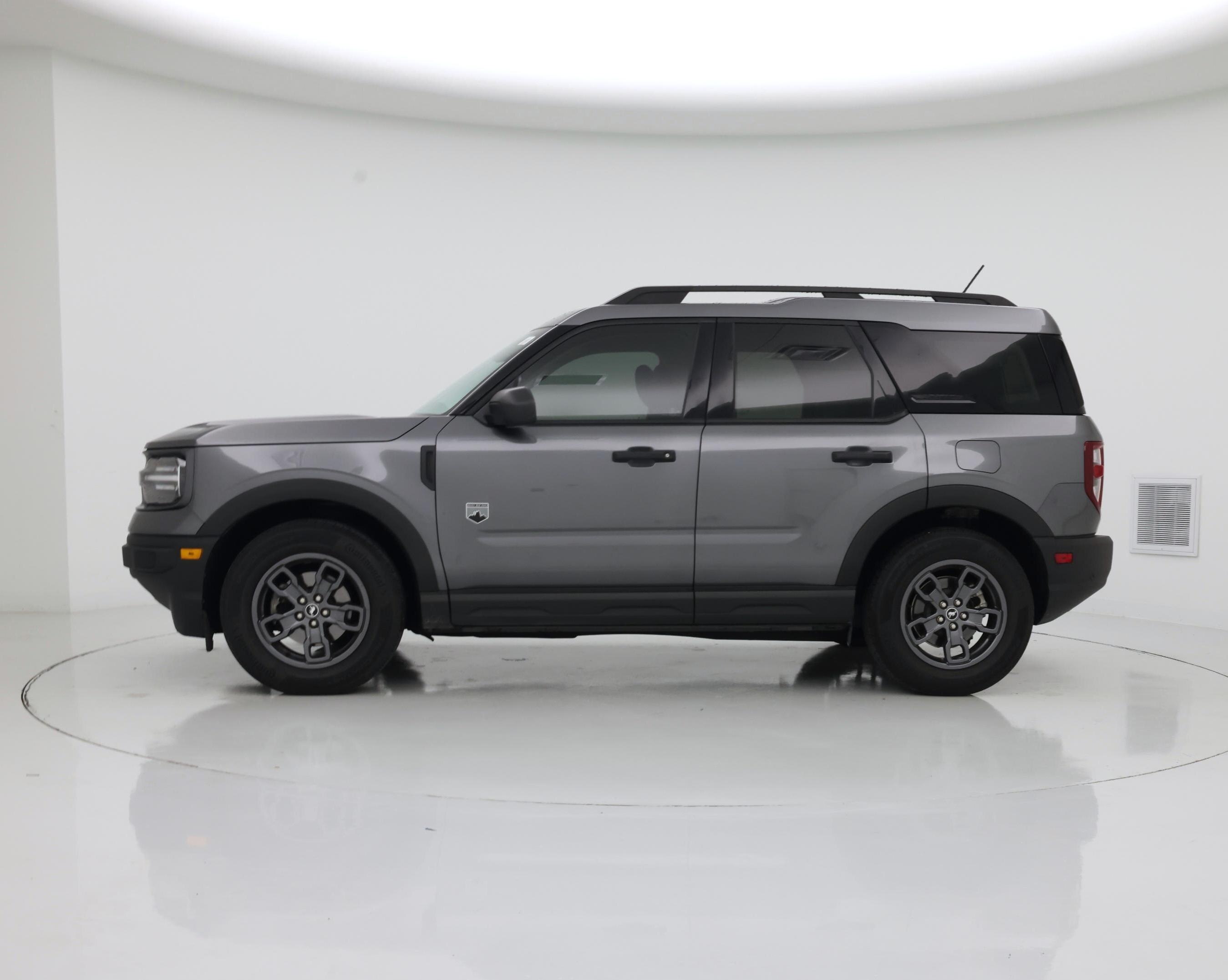 Thumbnail: 2022 Ford Bronco Sport - 3