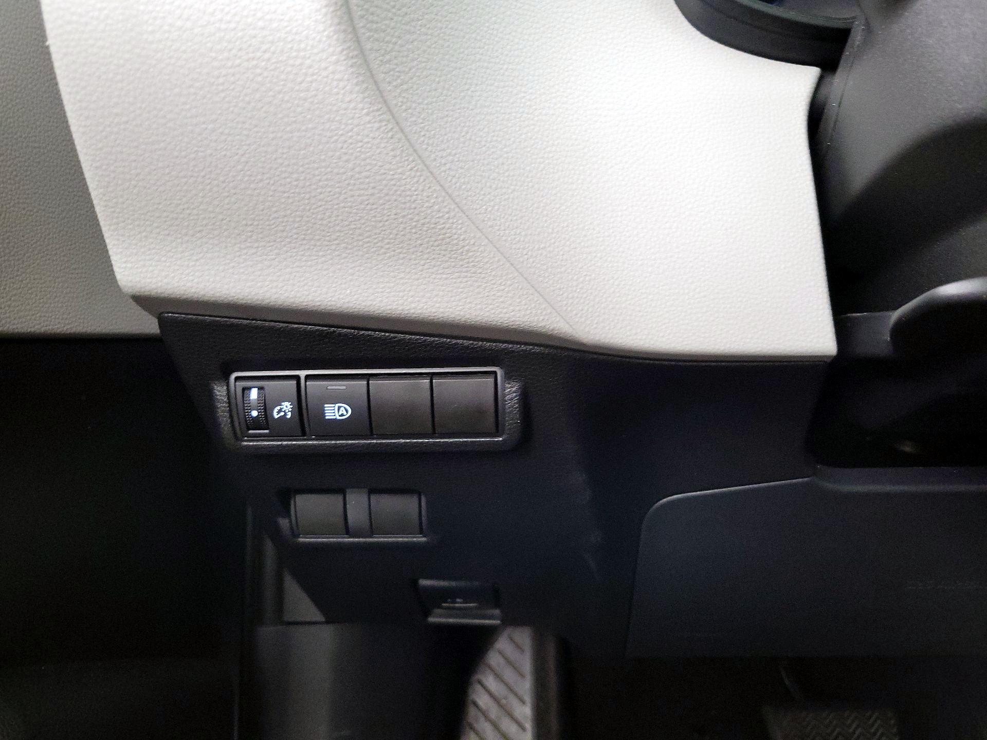 Thumbnail: 2023 Toyota Corolla Cross - 13