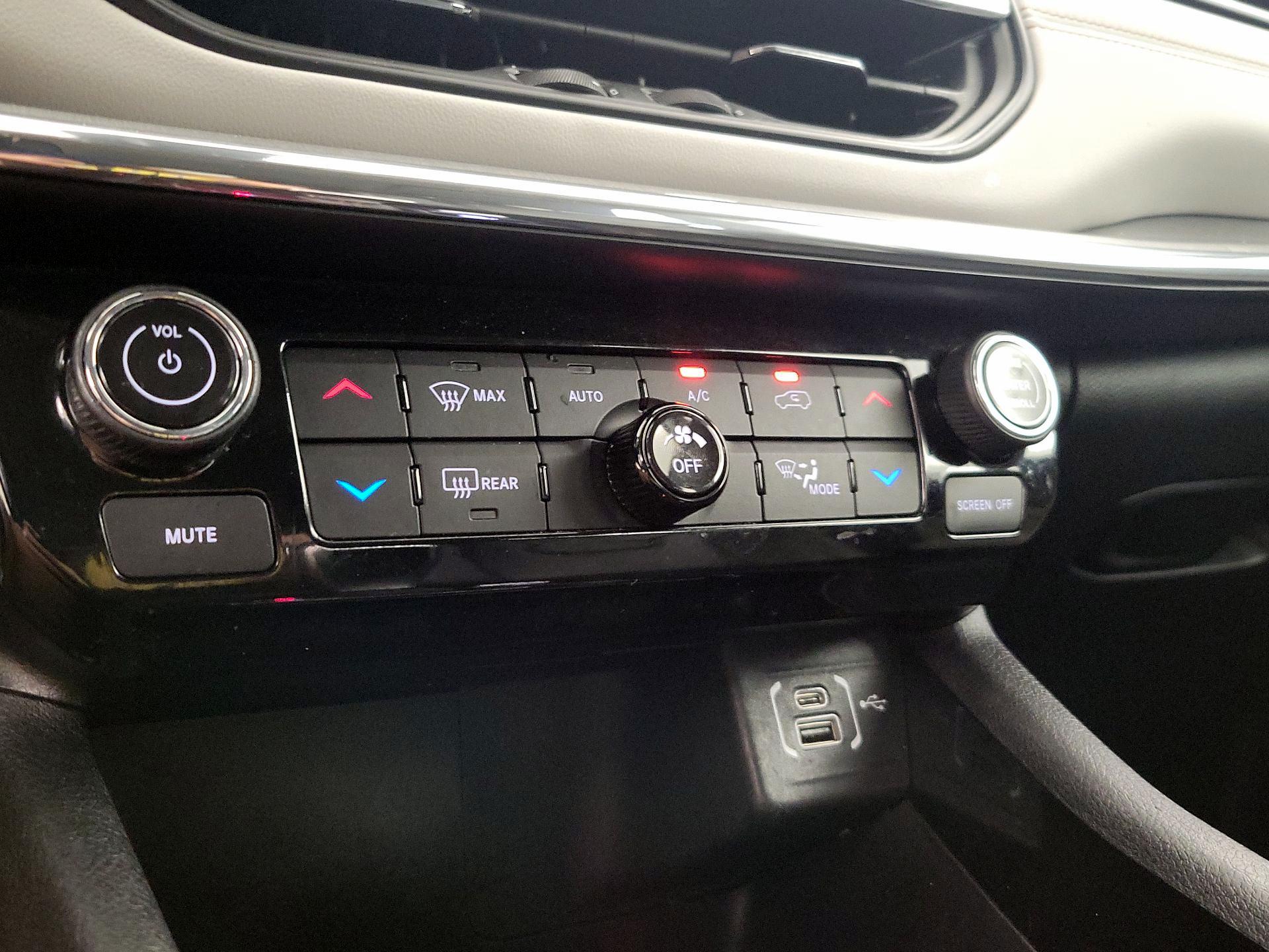 Thumbnail: 2022 Jeep Compass - 16