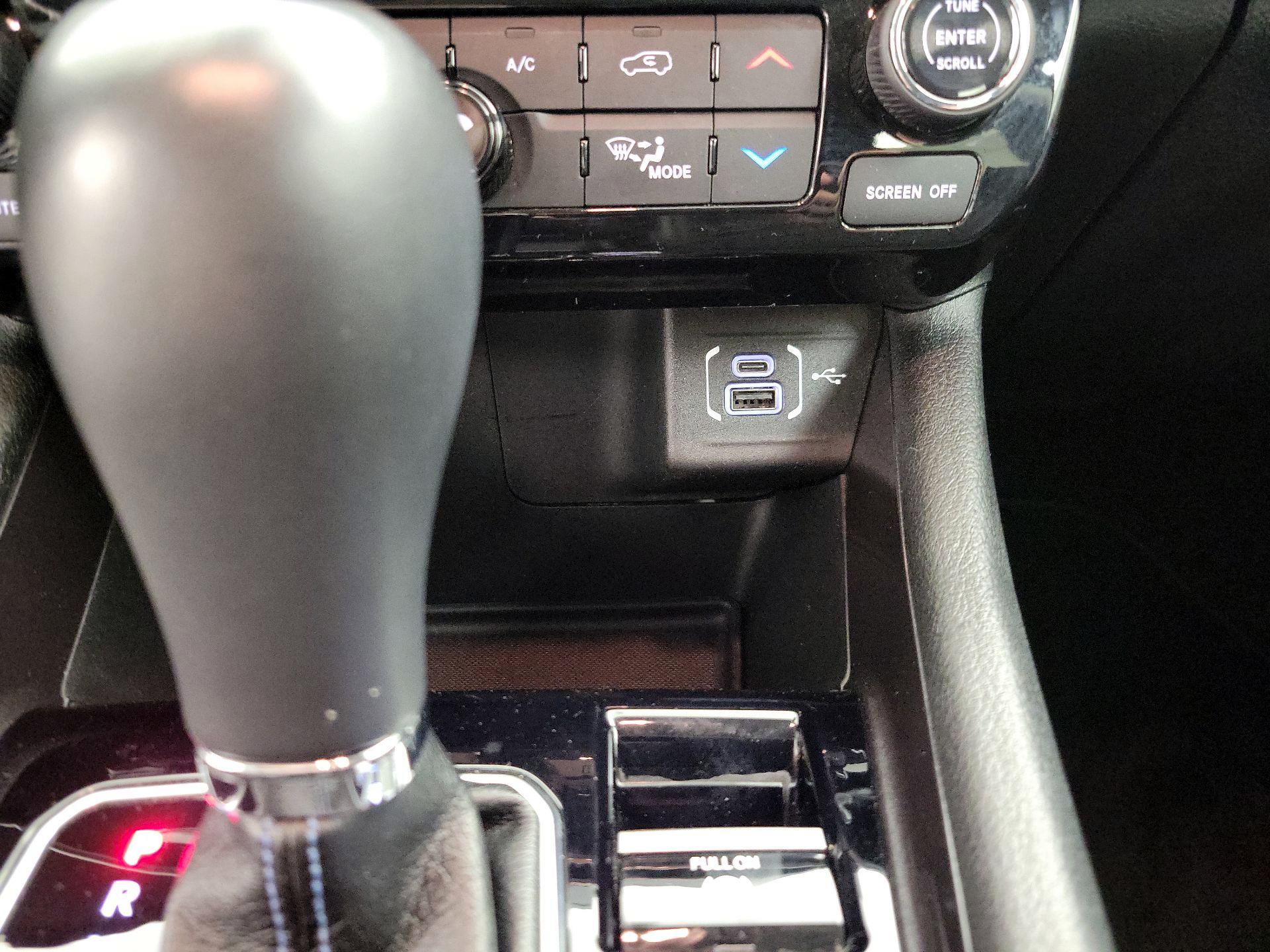 Thumbnail: 2022 Jeep Compass - 18