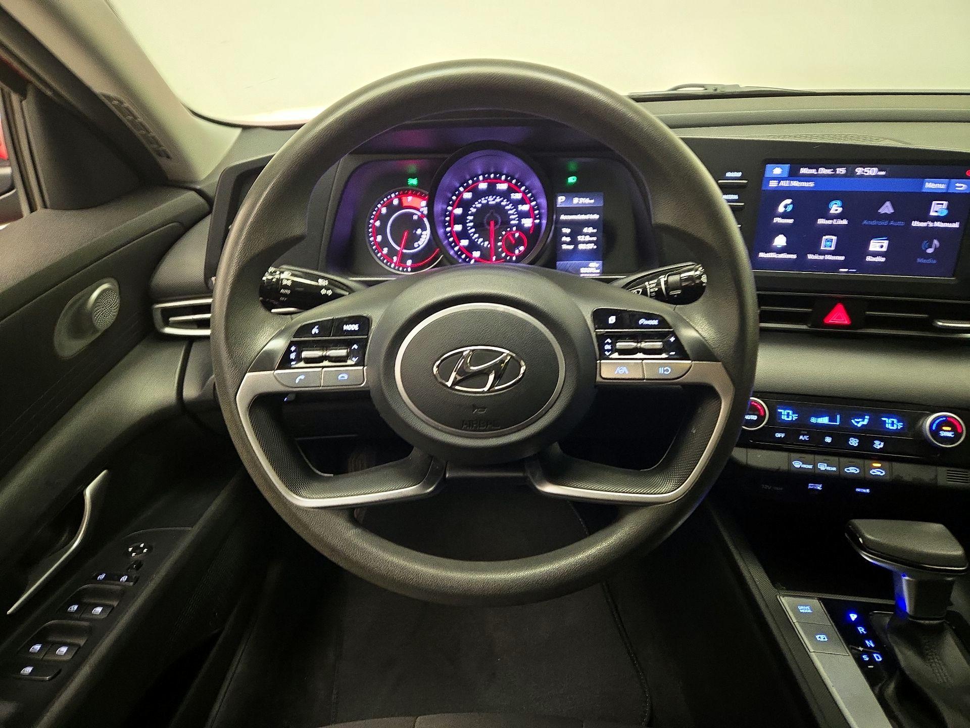 Thumbnail: 2021 Hyundai Elantra - 10