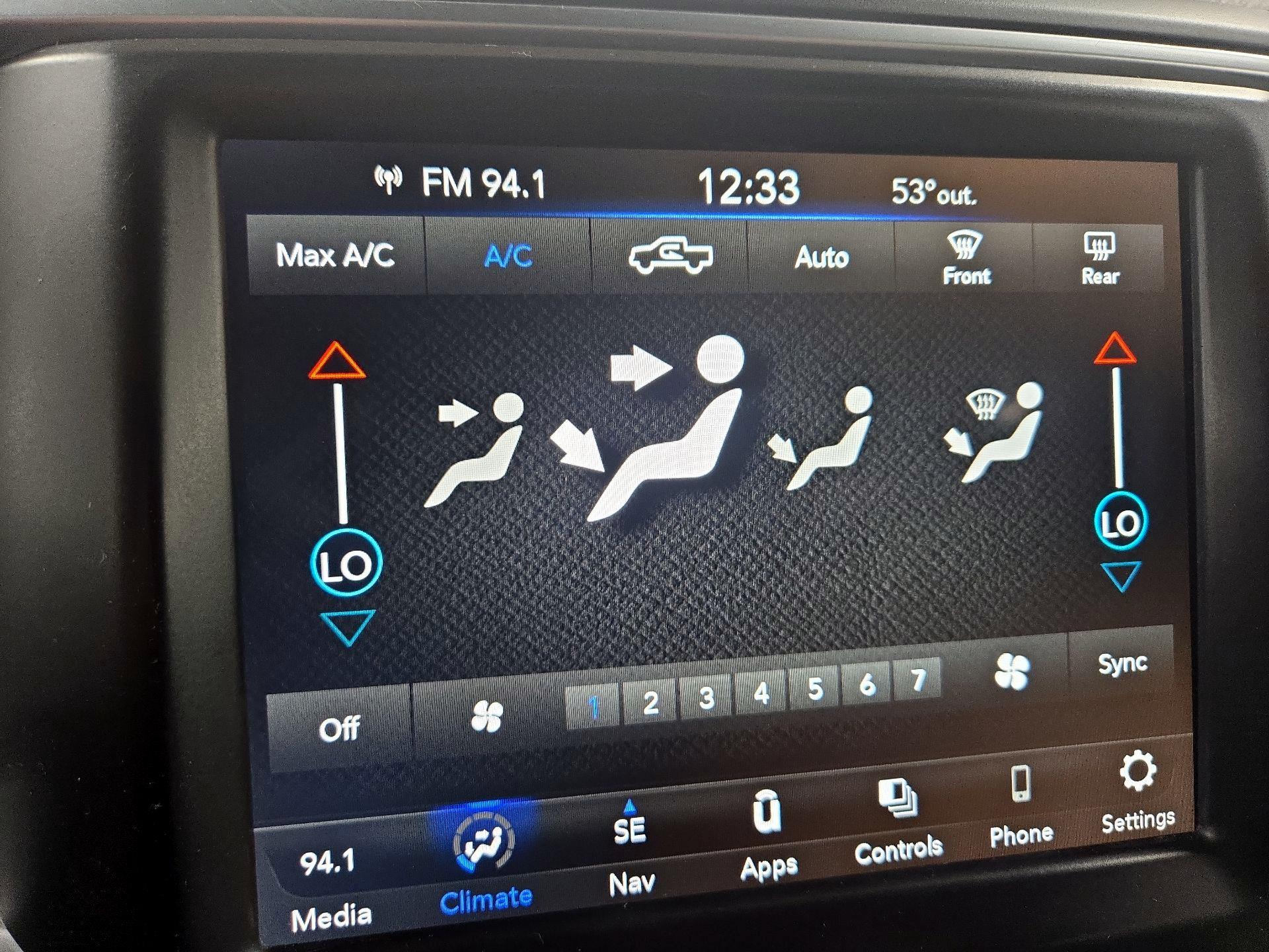 Thumbnail: 2023 RAM 1500 Classic - 16