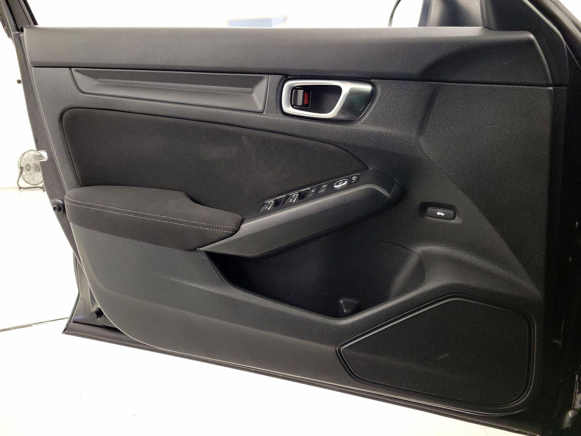 Thumbnail: 2023 Honda Civic - 12