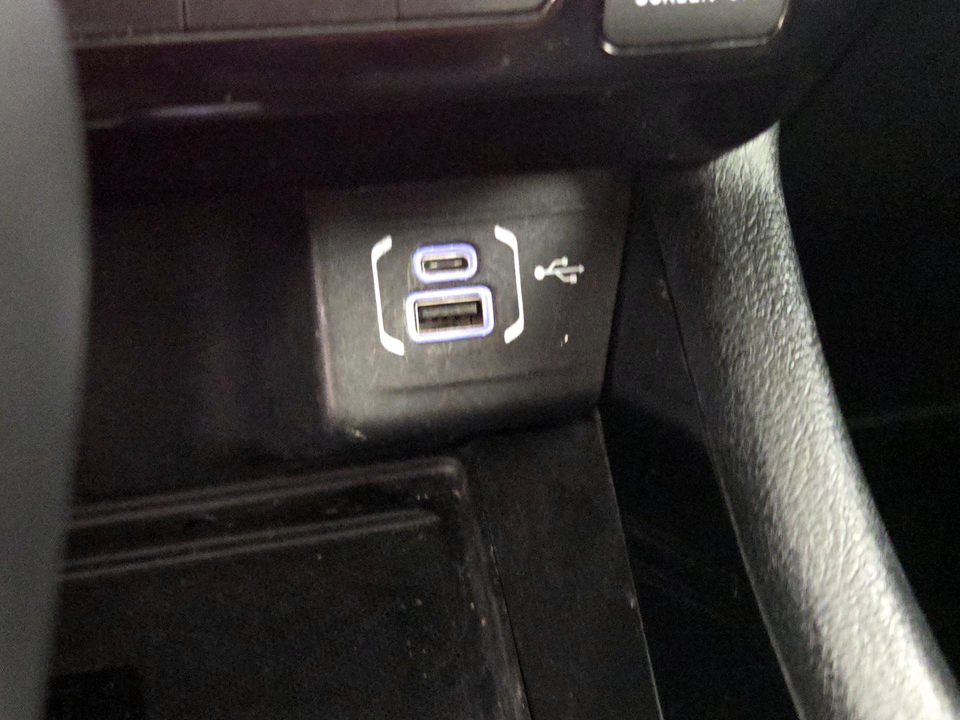 Thumbnail: 2022 Jeep Compass - 19