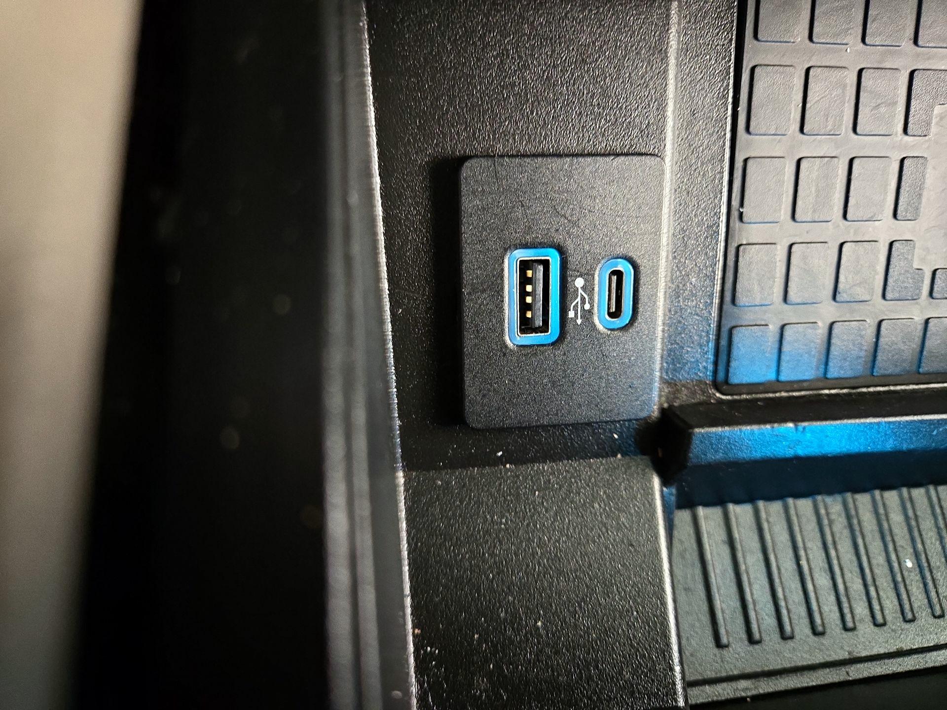 Thumbnail: 2020 Ford Expedition - 18