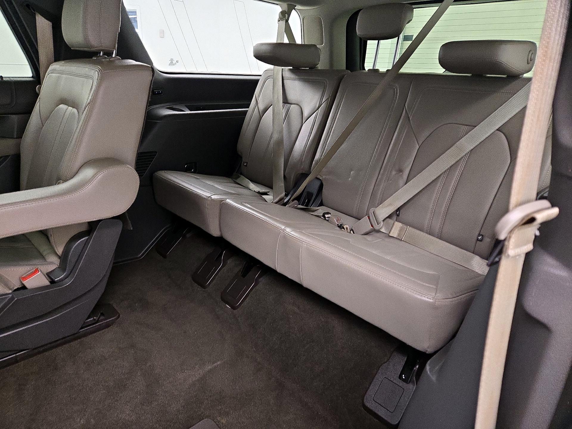 Thumbnail: 2020 Ford Expedition - 20