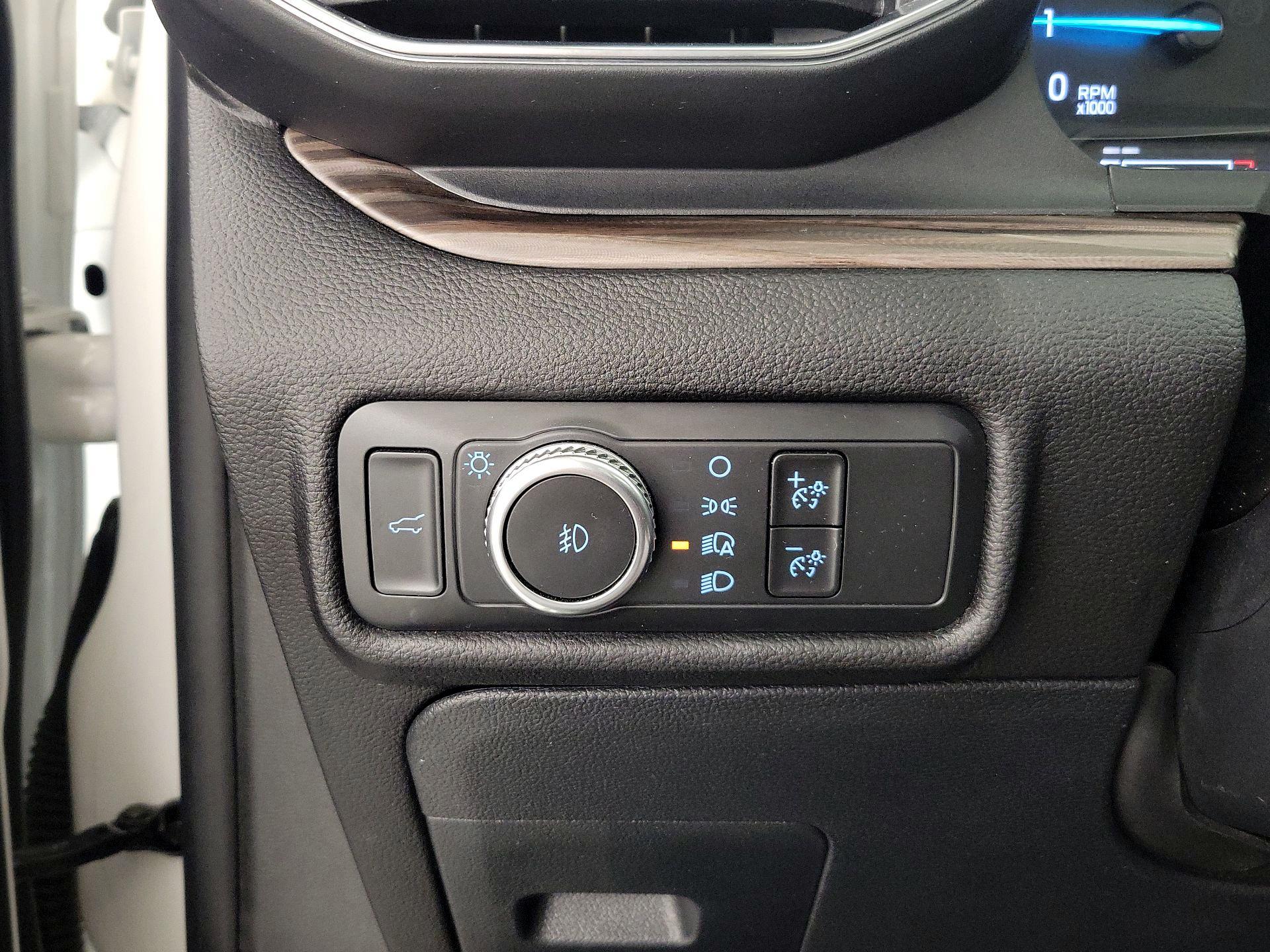 Thumbnail: 2021 Ford Explorer - 13