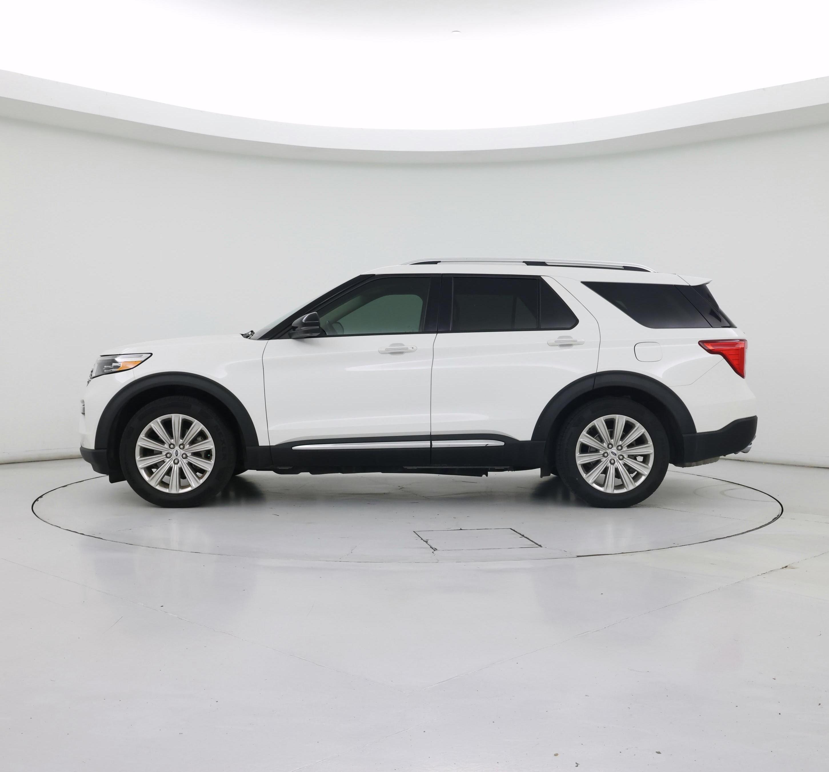 Thumbnail: 2021 Ford Explorer - 3
