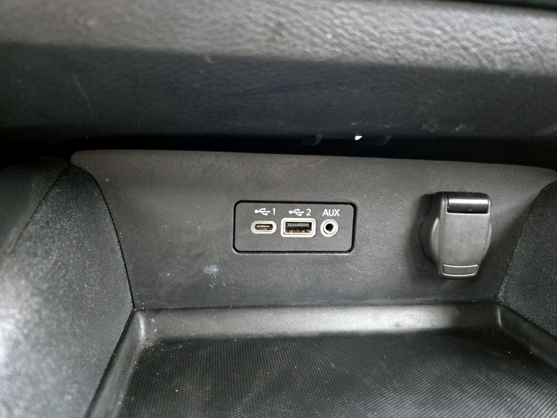 Thumbnail: 2021 Nissan Altima - 18