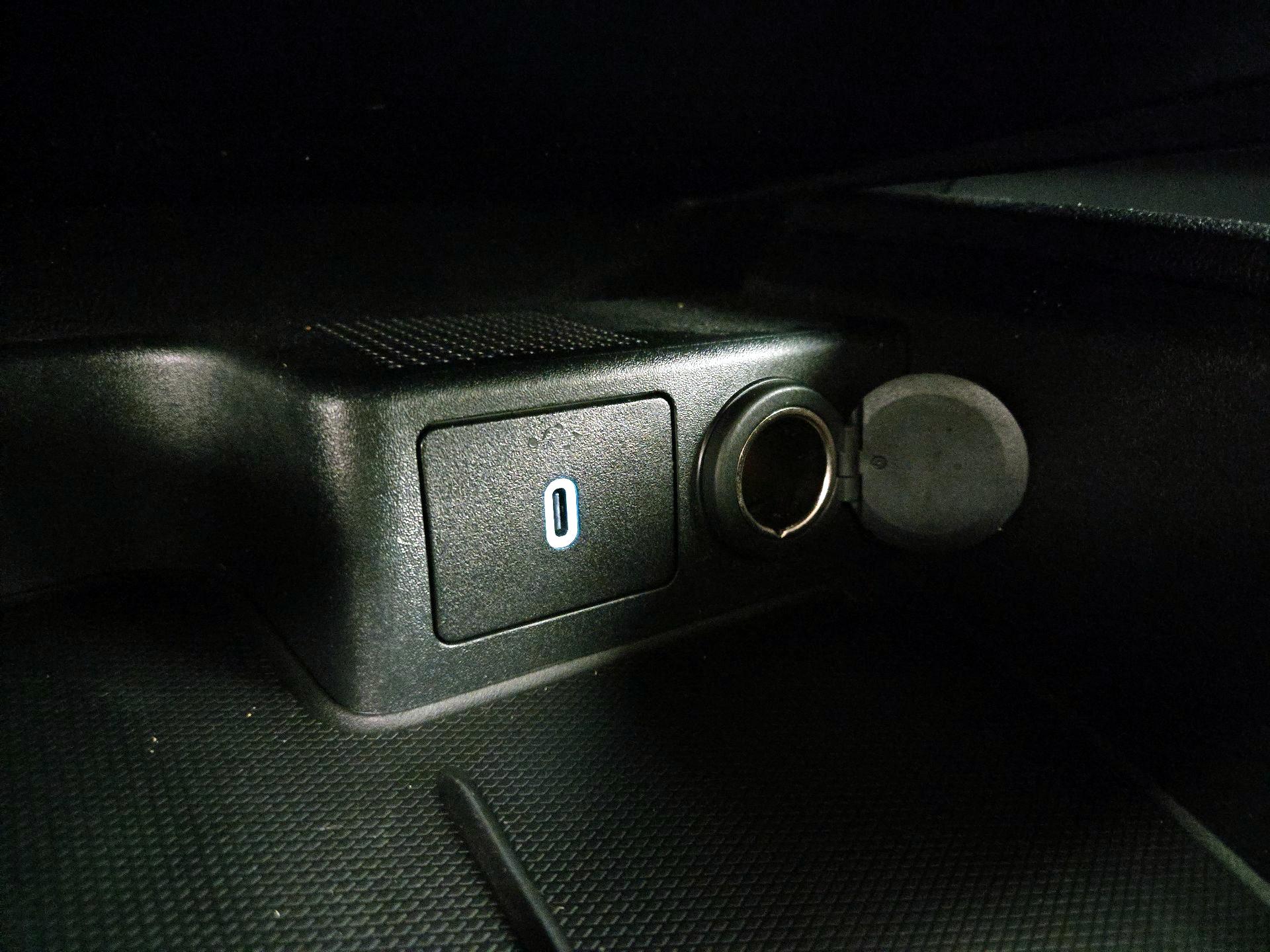 Thumbnail: 2020 Ford Escape - 18