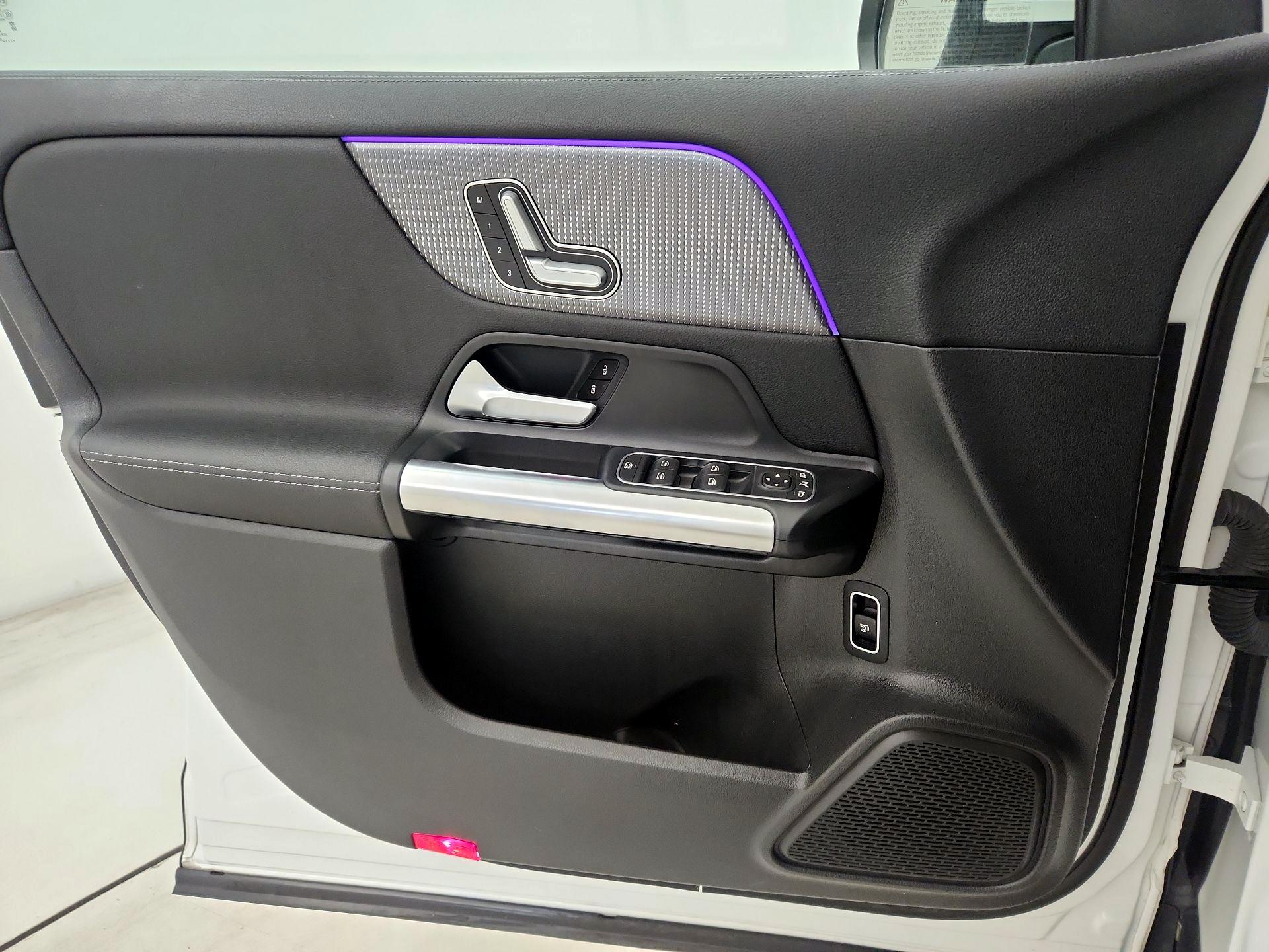 Thumbnail: 2021 Mercedes-Benz GLA - 12