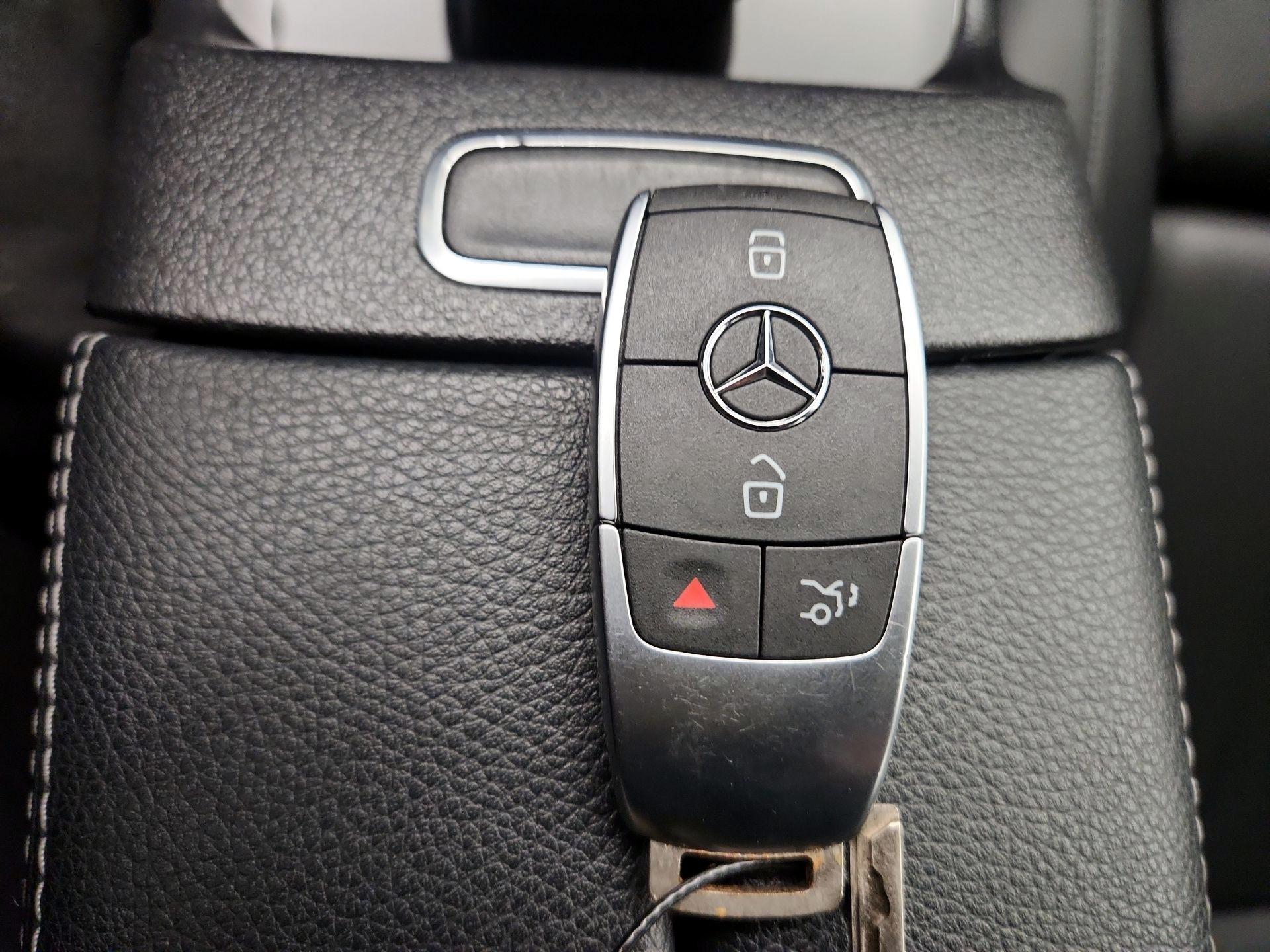 Thumbnail: 2021 Mercedes-Benz GLA - 18