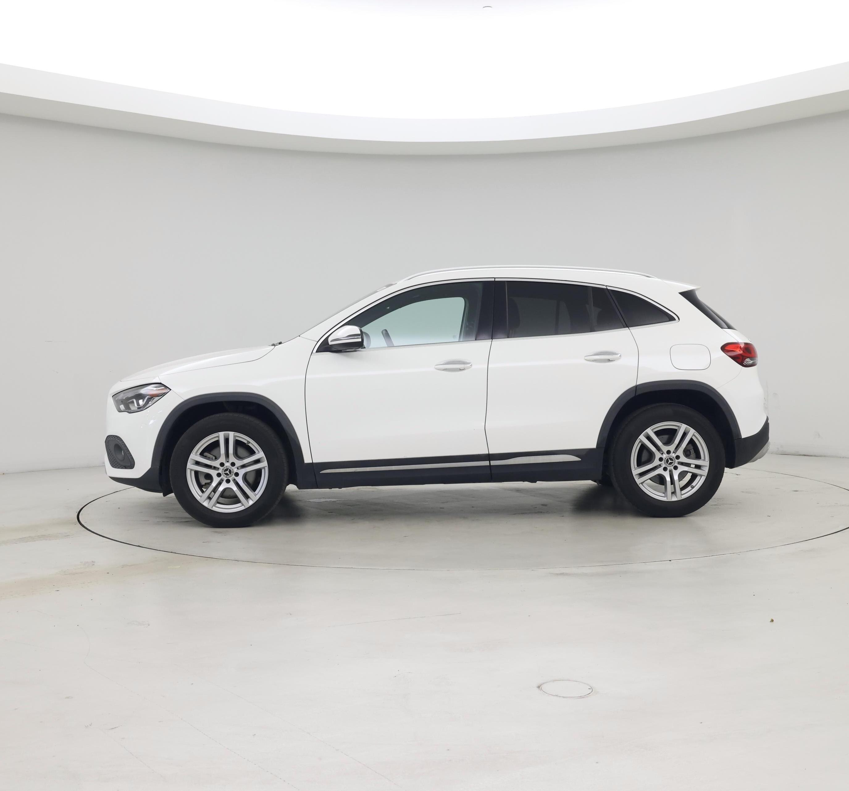 Thumbnail: 2021 Mercedes-Benz GLA - 3