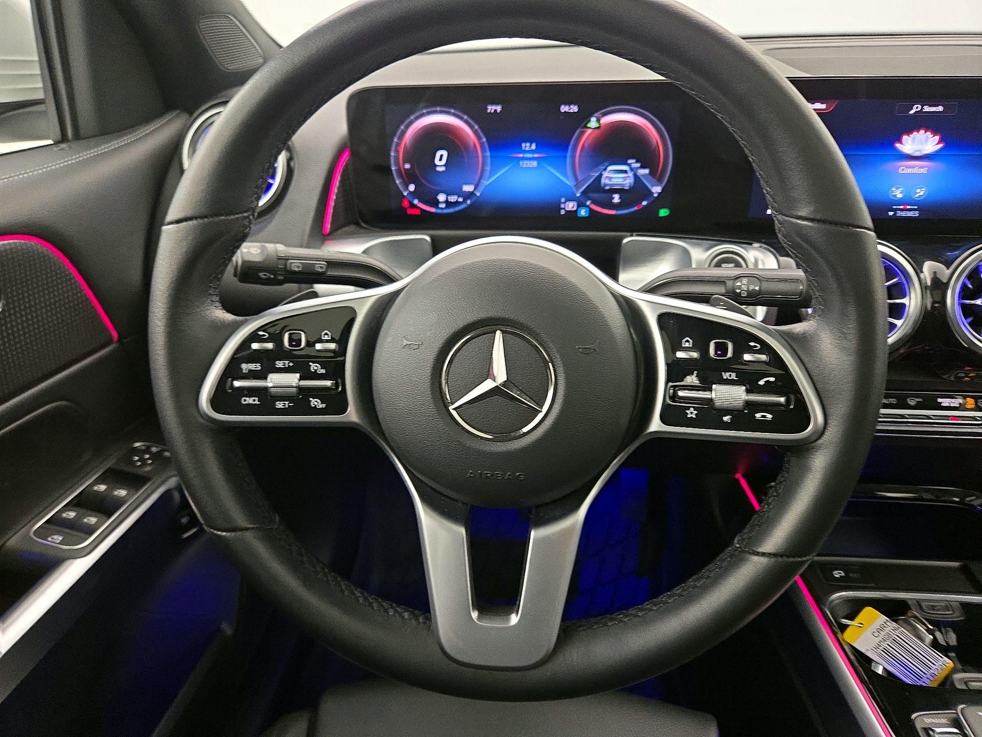 Thumbnail: 2022 Mercedes-Benz GLB - 10