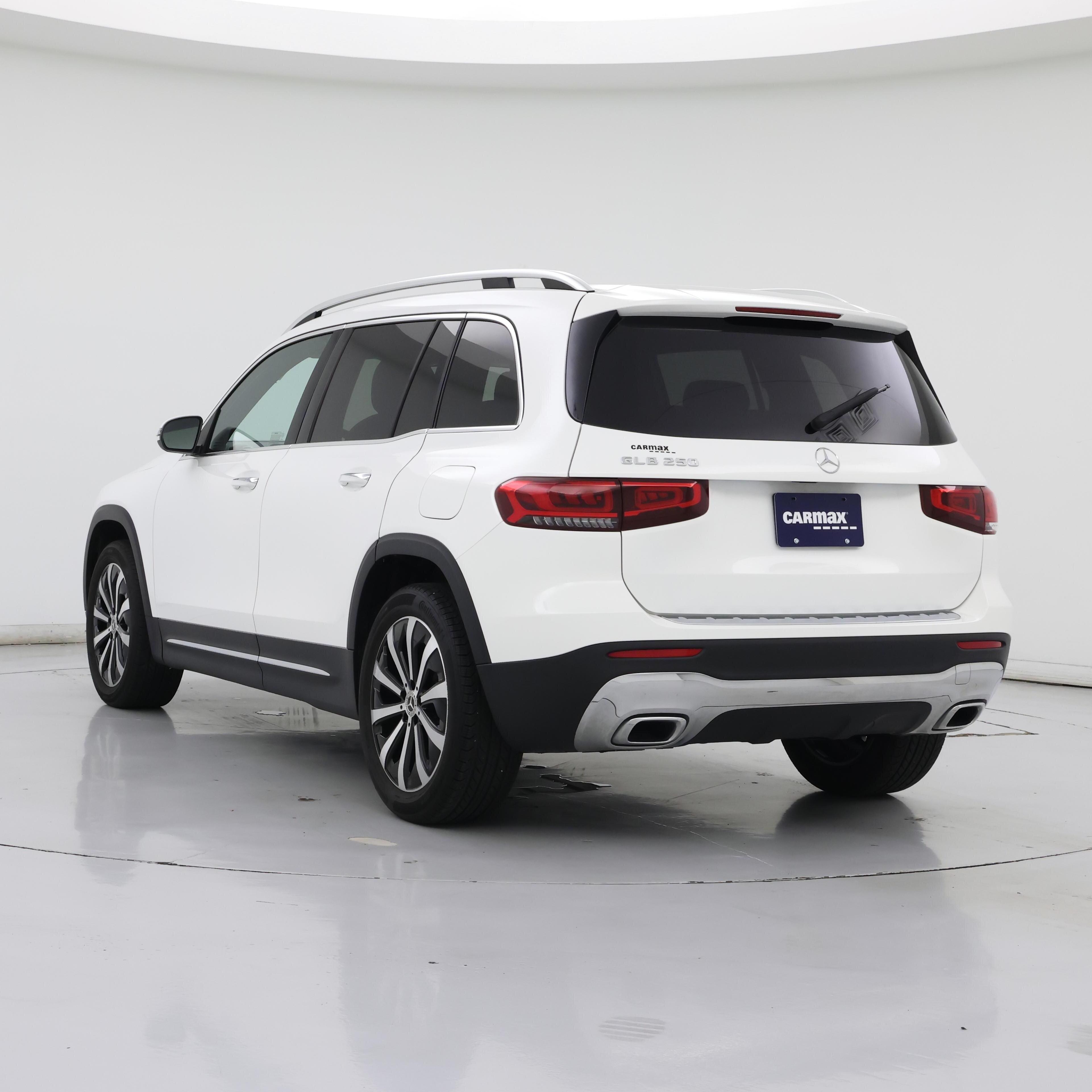 Thumbnail: 2022 Mercedes-Benz GLB - 2