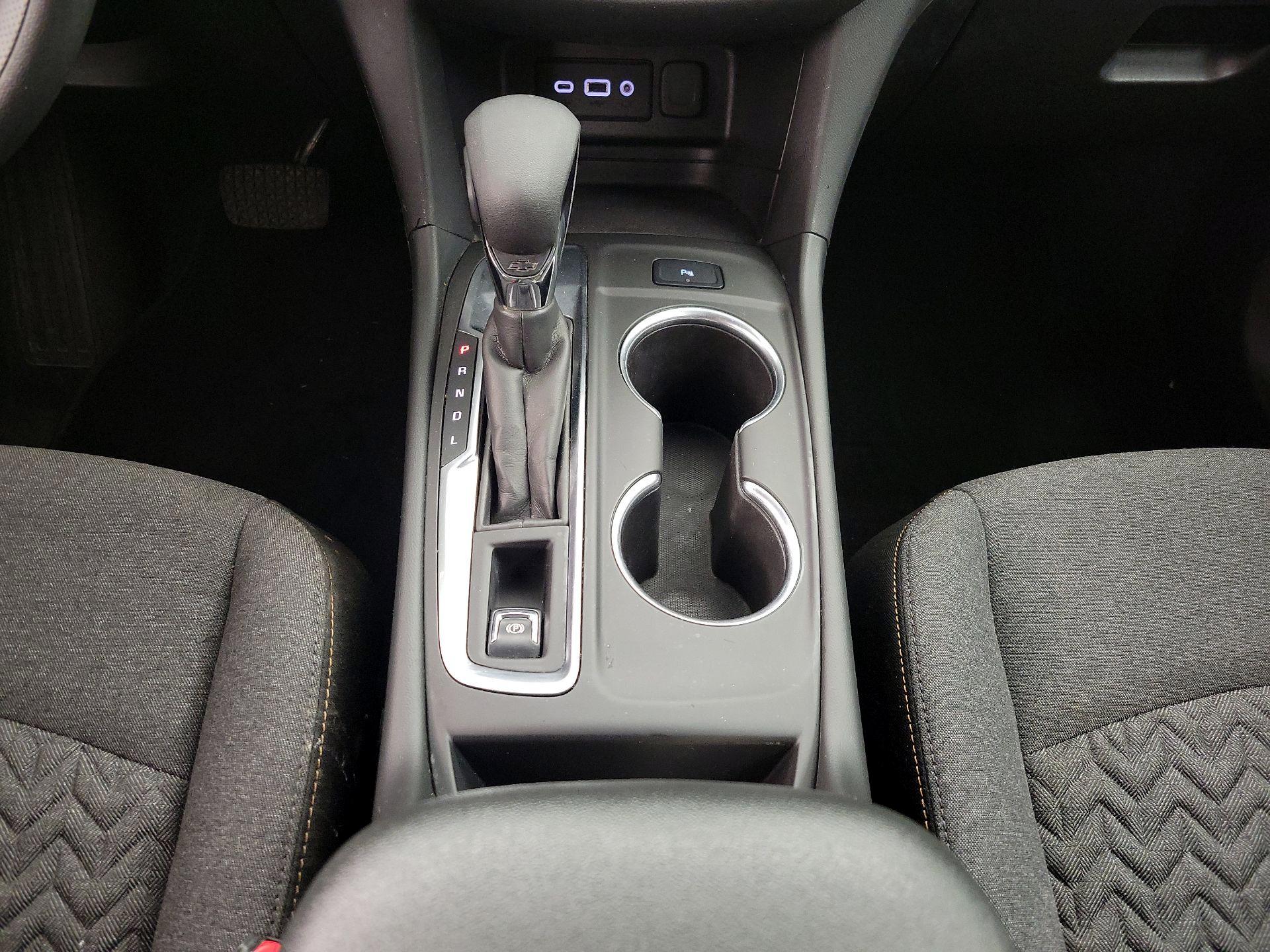 Thumbnail: 2022 Chevrolet Equinox - 17