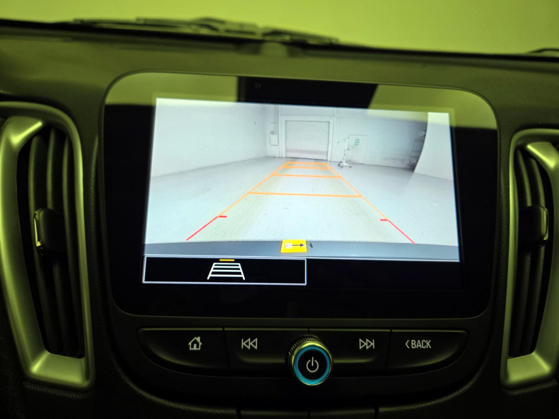 Thumbnail: 2023 Chevrolet Malibu - 14