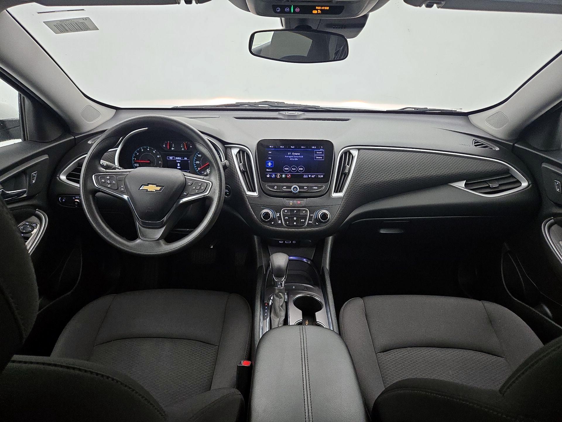 Thumbnail: 2023 Chevrolet Malibu - 9