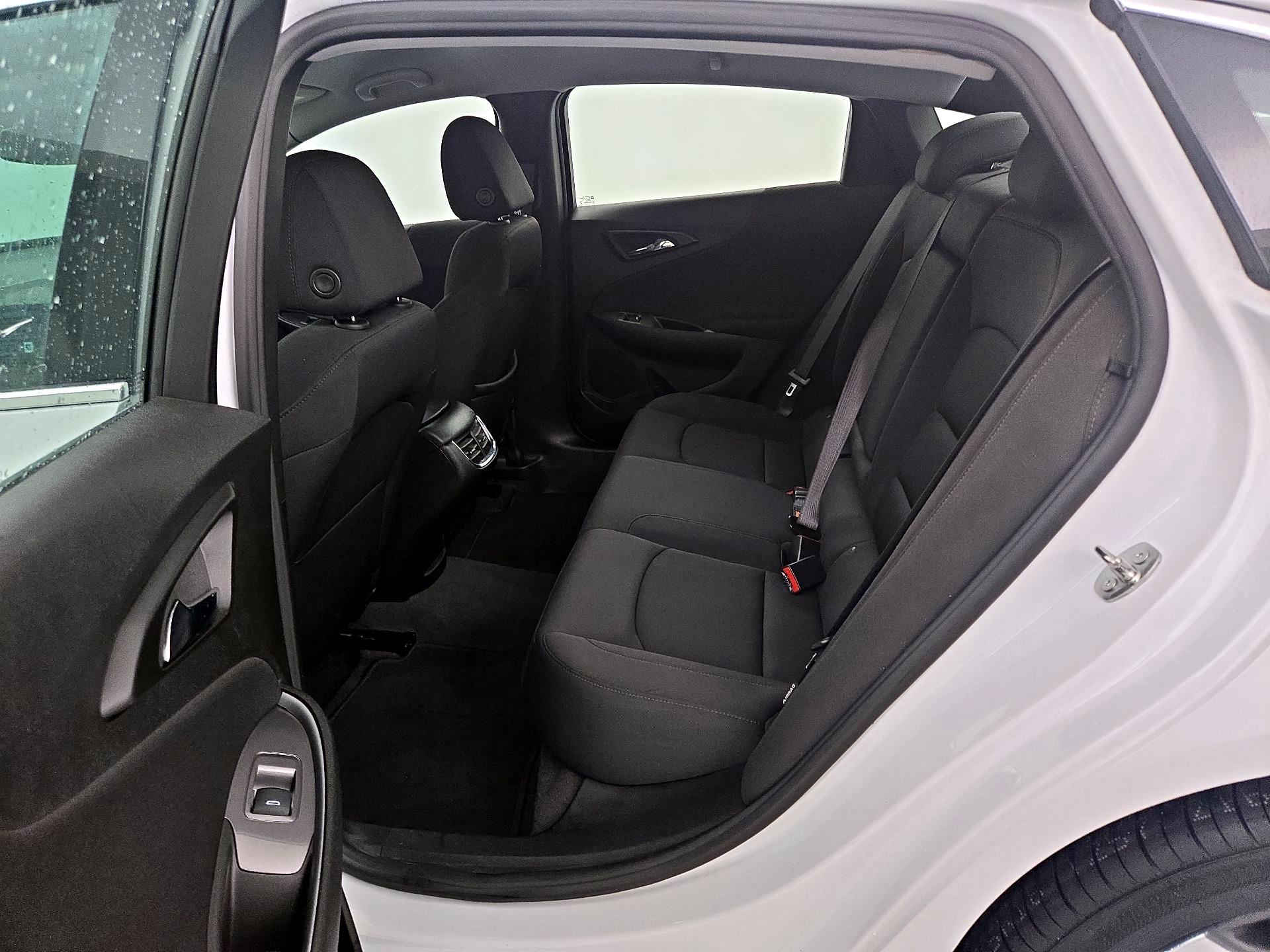 Thumbnail: 2023 Chevrolet Malibu - 19