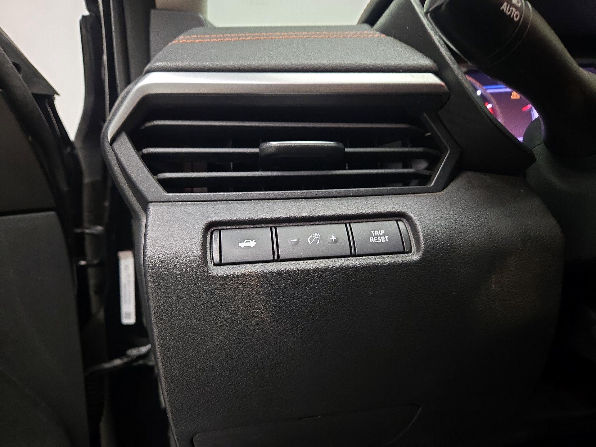 Thumbnail: 2021 Nissan Altima - 13