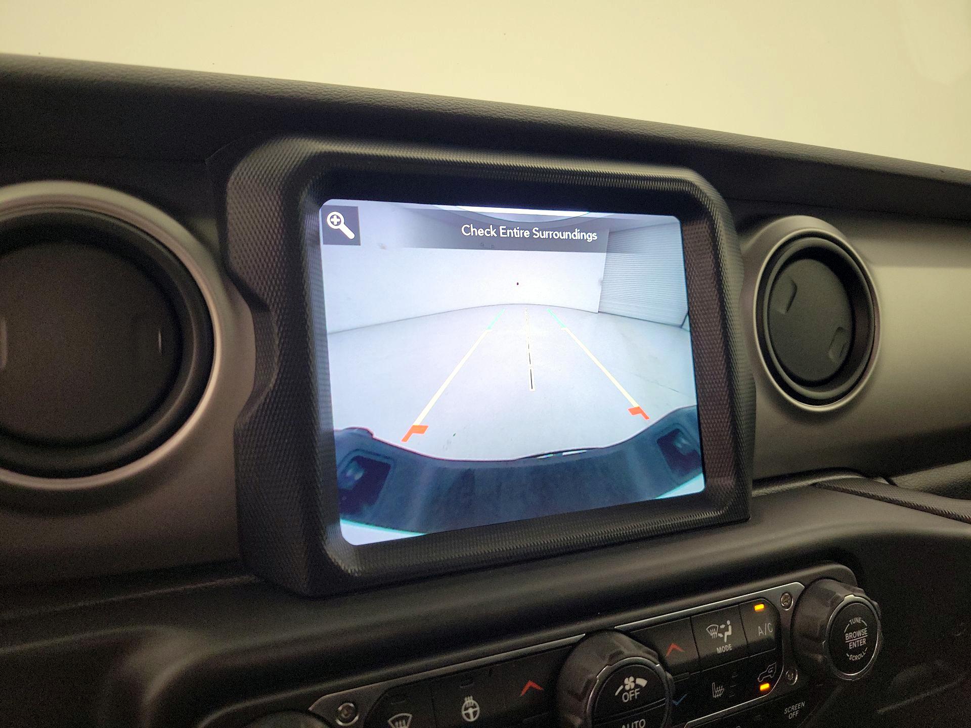 Thumbnail: 2021 Jeep Gladiator - 14