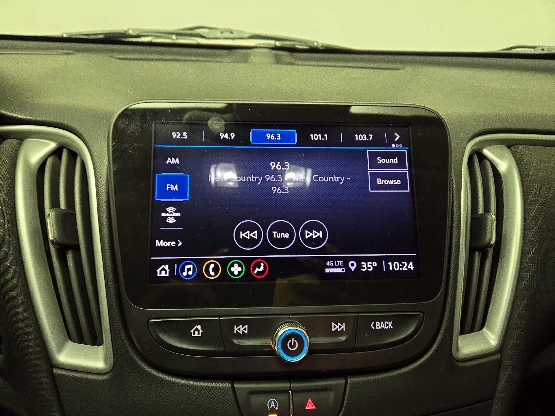 Thumbnail: 2023 Chevrolet Malibu - 15