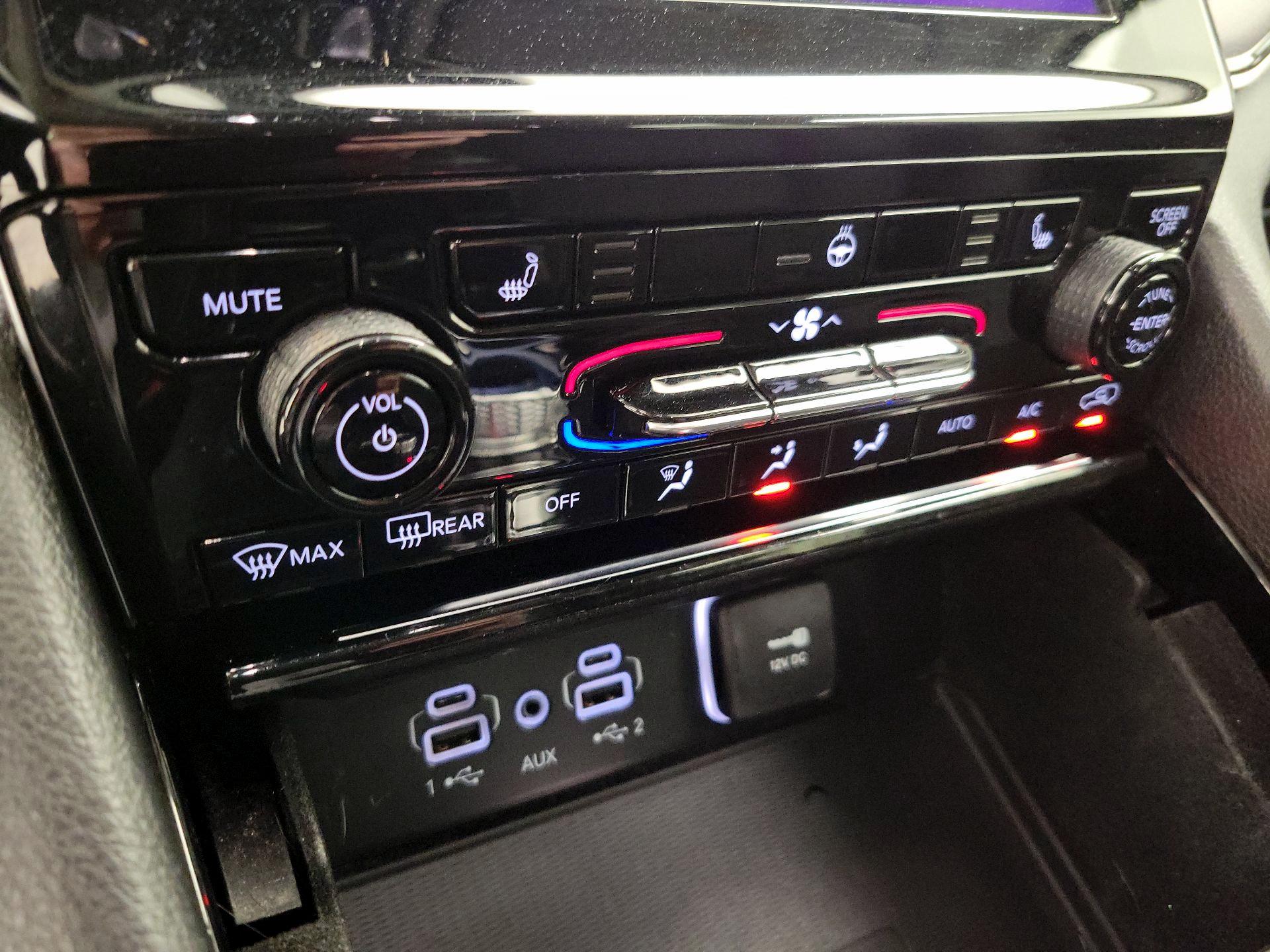 Thumbnail: 2022 Jeep Grand Cherokee - 16