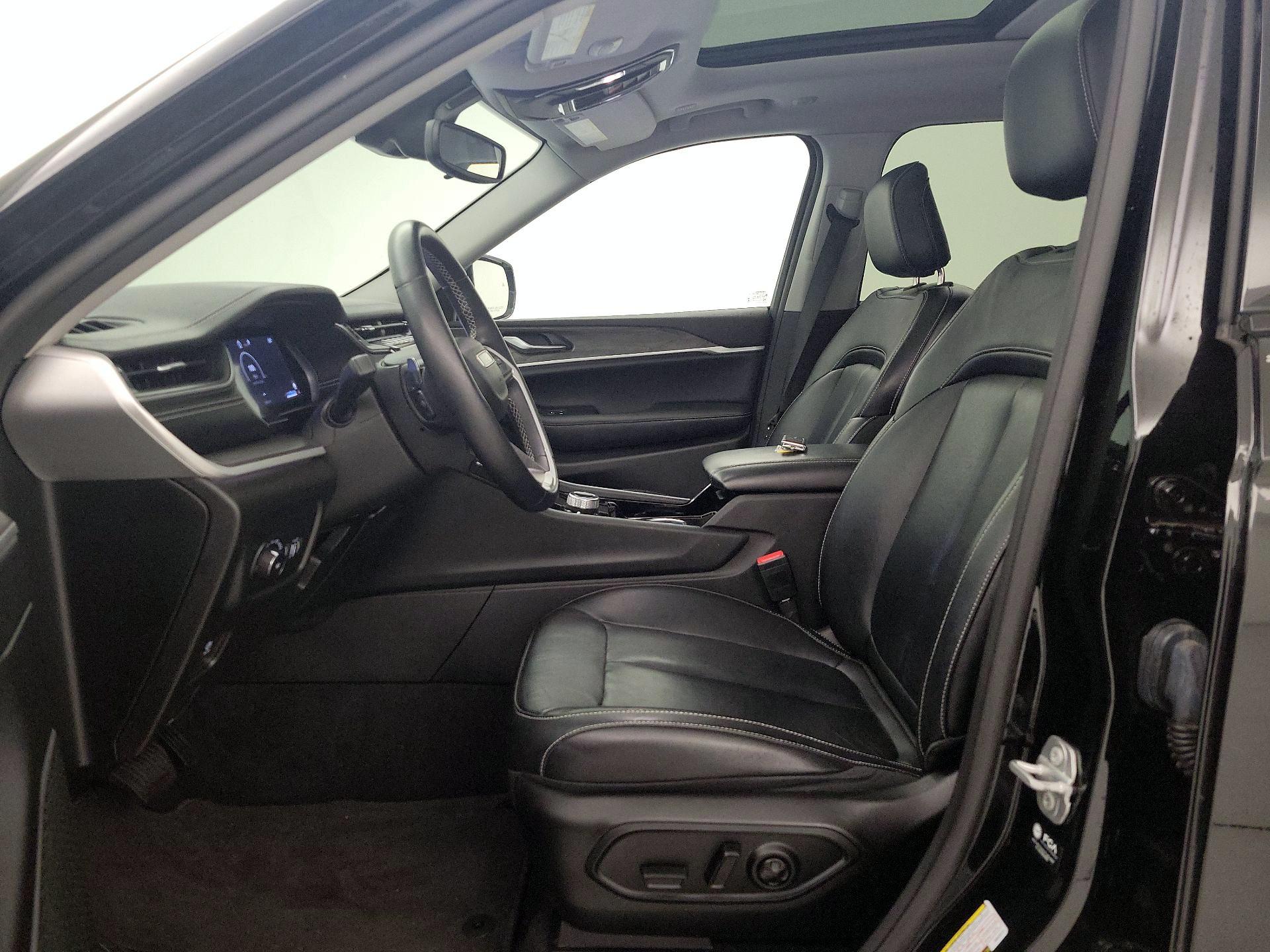 Thumbnail: 2022 Jeep Grand Cherokee L - 11