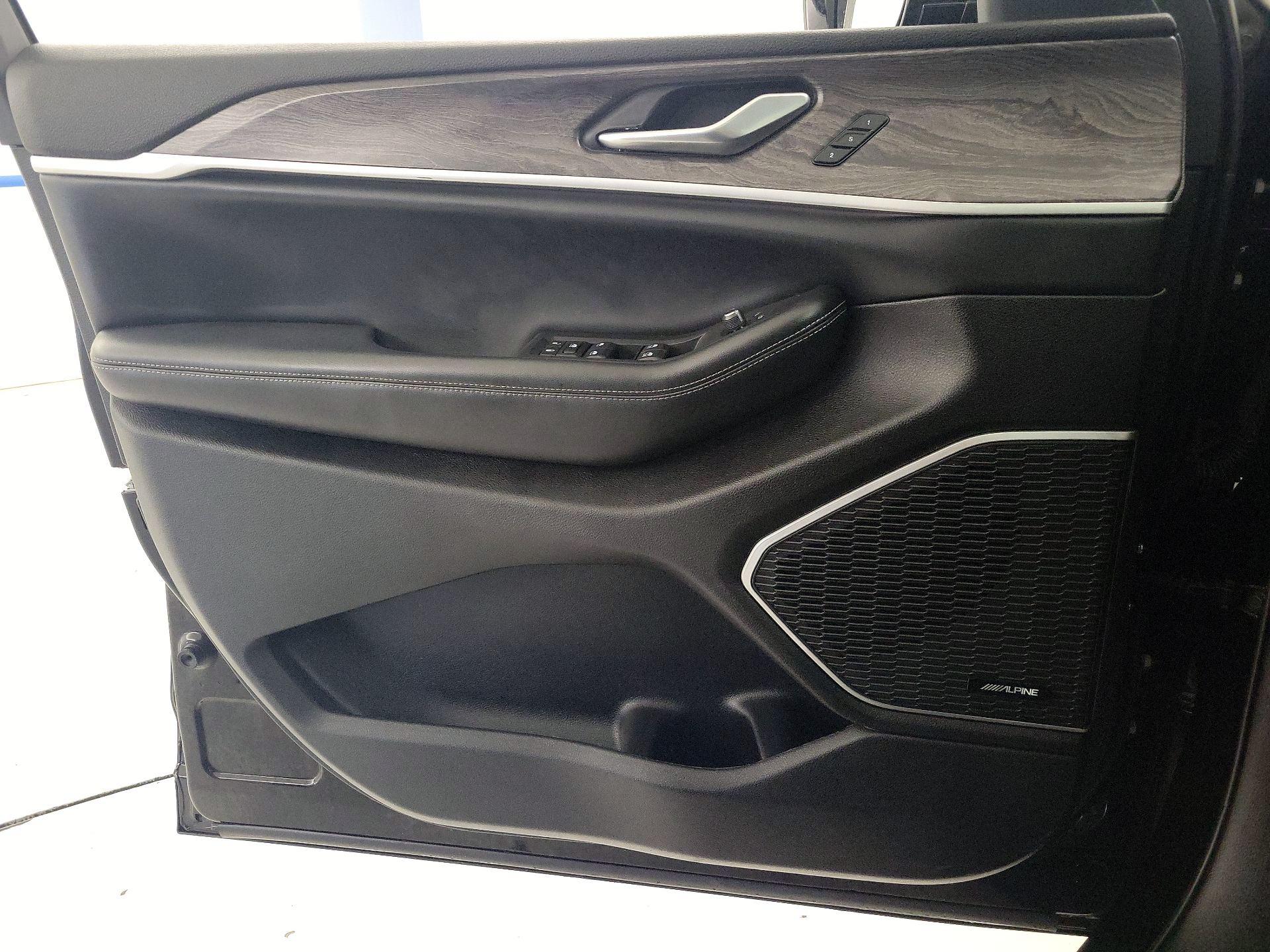 Thumbnail: 2022 Jeep Grand Cherokee L - 12