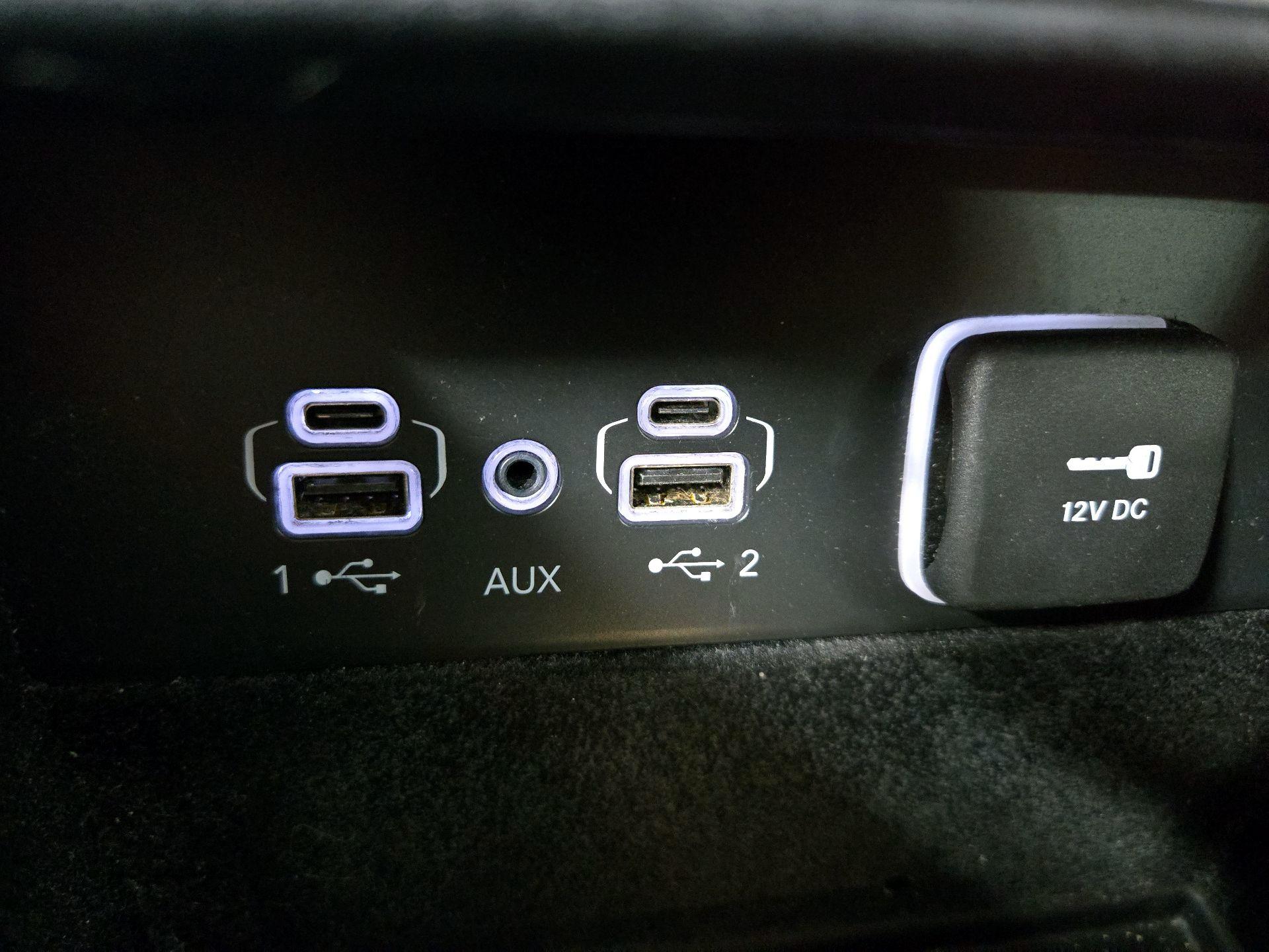 Thumbnail: 2022 Jeep Grand Cherokee - 18